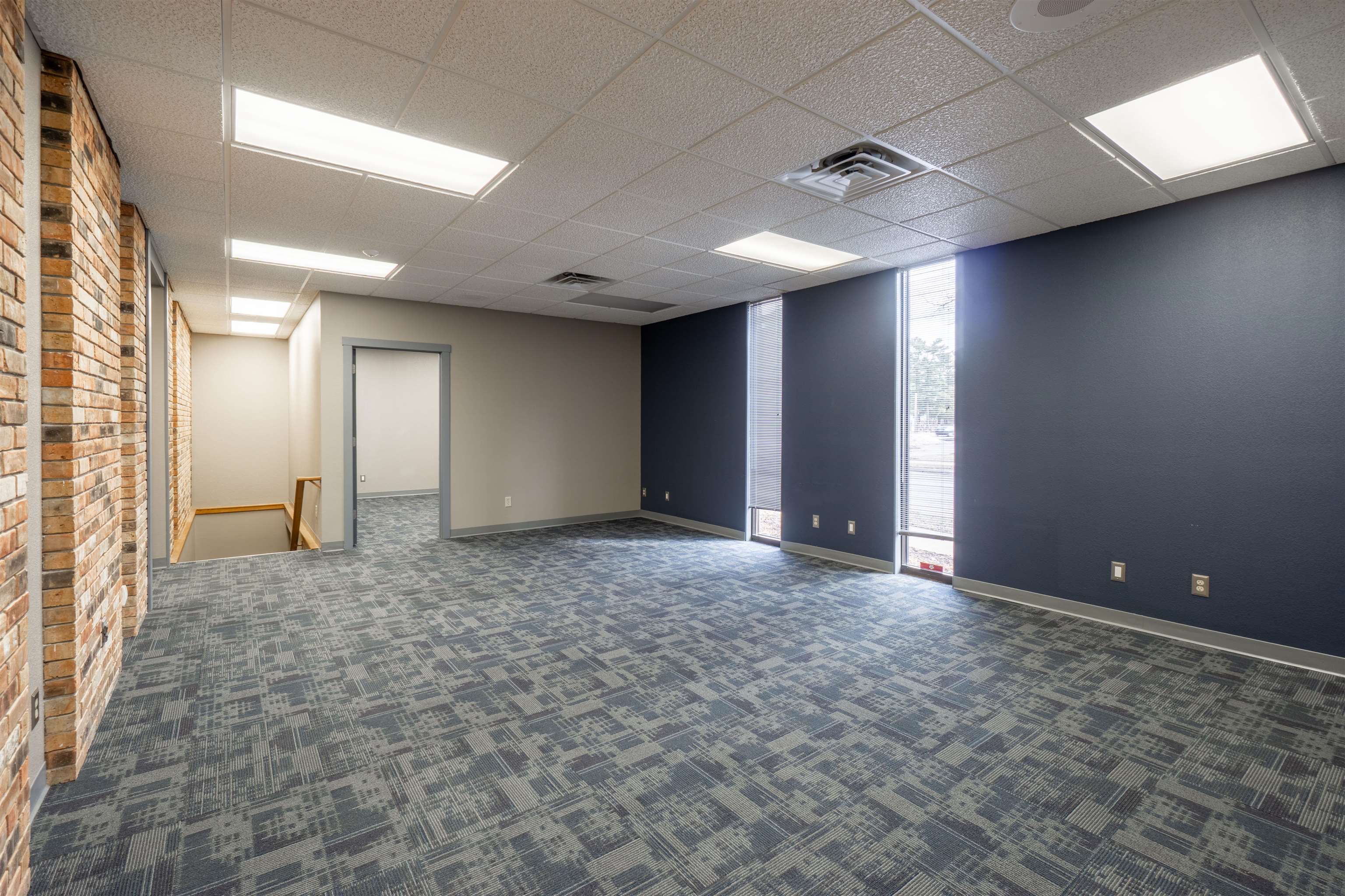 1818 GRAND AVENUE, Wausau, Wisconsin 54403, ,Commercial/industrial,For Sale,1818 GRAND AVENUE,22404127