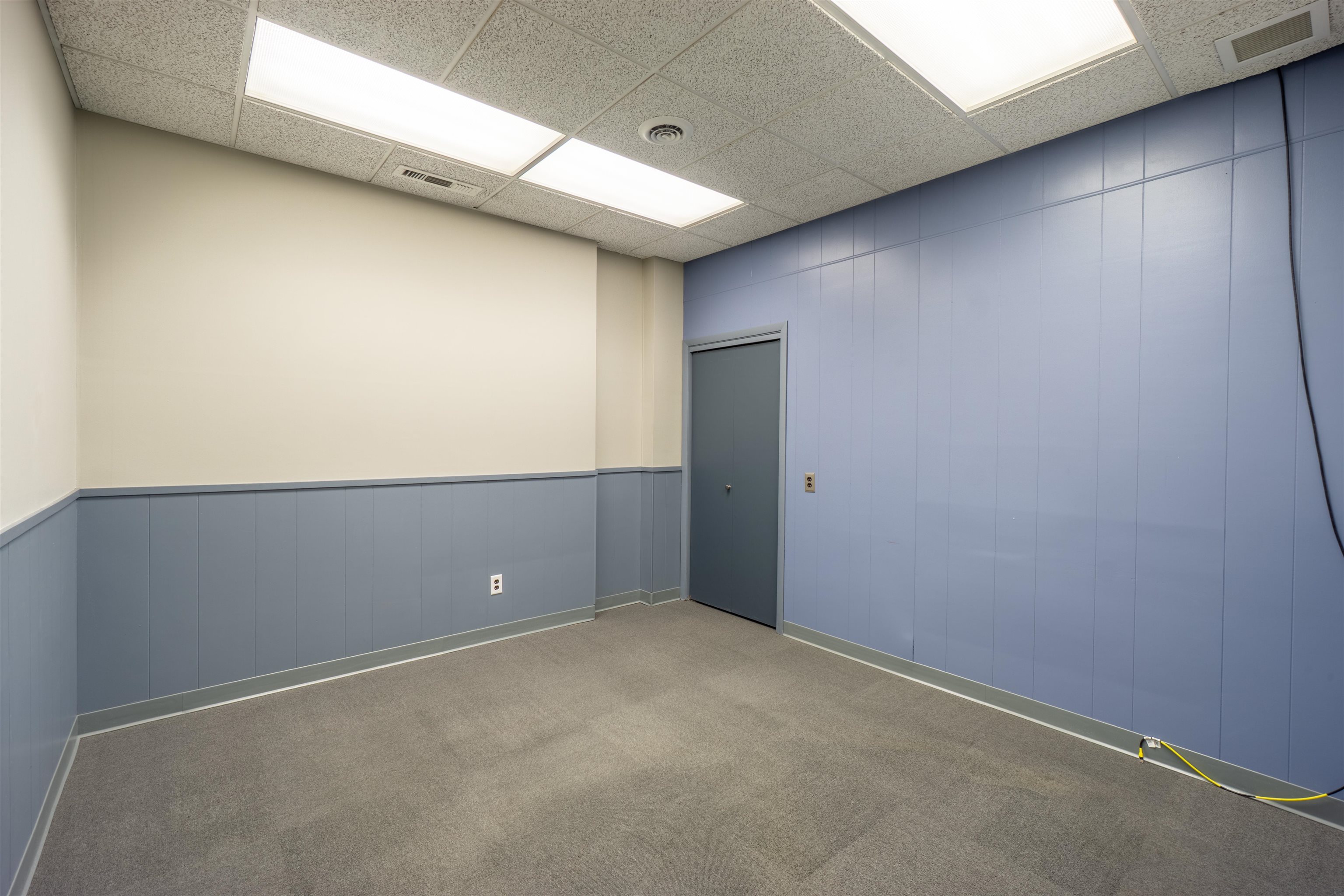 1818 GRAND AVENUE, Wausau, Wisconsin 54403, ,Commercial/industrial,For Sale,1818 GRAND AVENUE,22404127