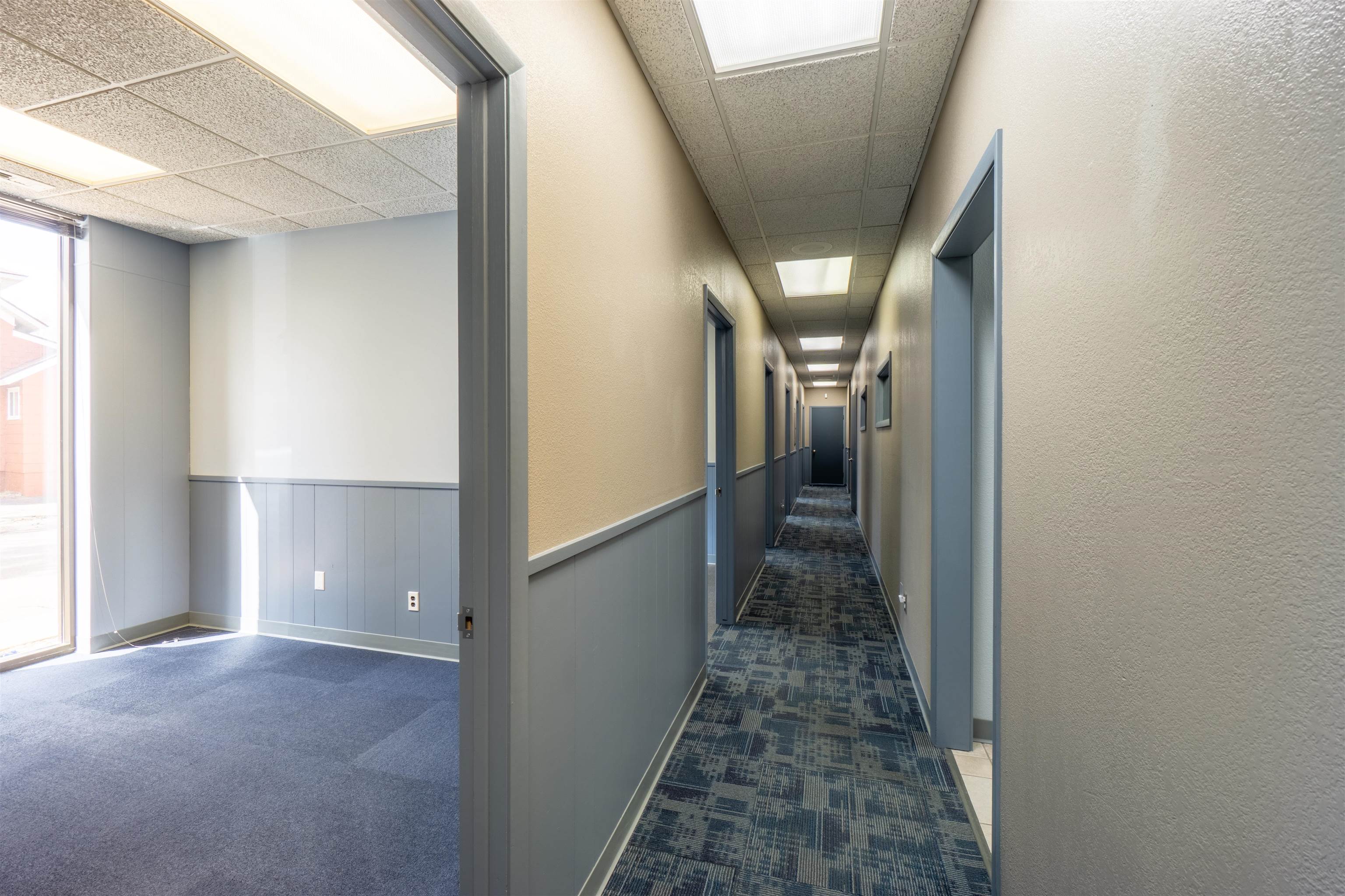 1818 GRAND AVENUE, Wausau, Wisconsin 54403, ,Commercial/industrial,For Sale,1818 GRAND AVENUE,22404127