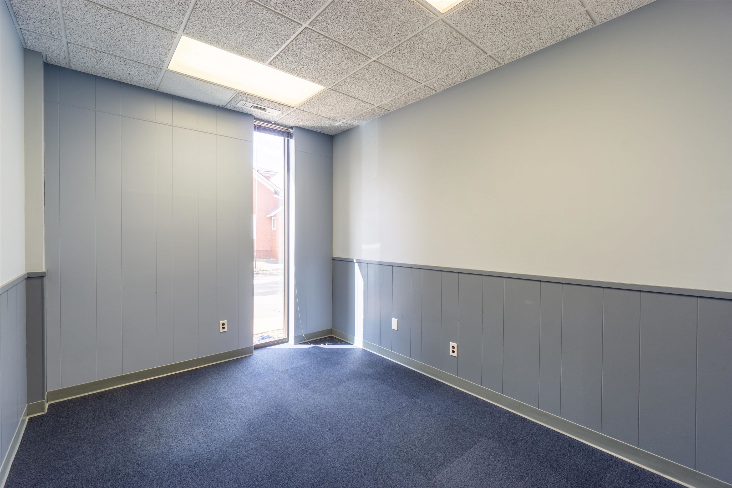 1818 GRAND AVENUE, Wausau, Wisconsin 54403, ,Commercial/industrial,For Sale,1818 GRAND AVENUE,22404127