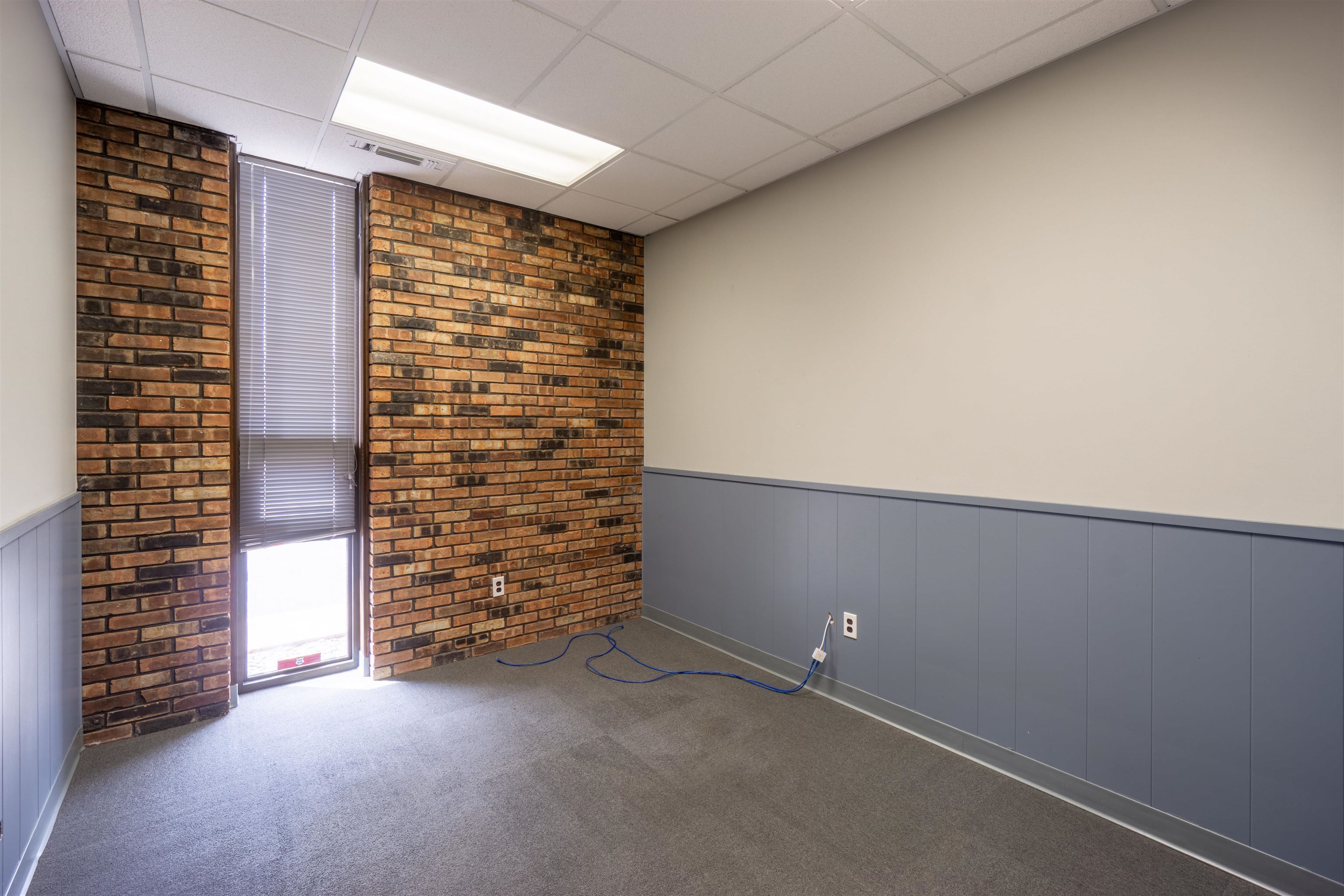 1818 GRAND AVENUE, Wausau, Wisconsin 54403, ,Commercial/industrial,For Sale,1818 GRAND AVENUE,22404127