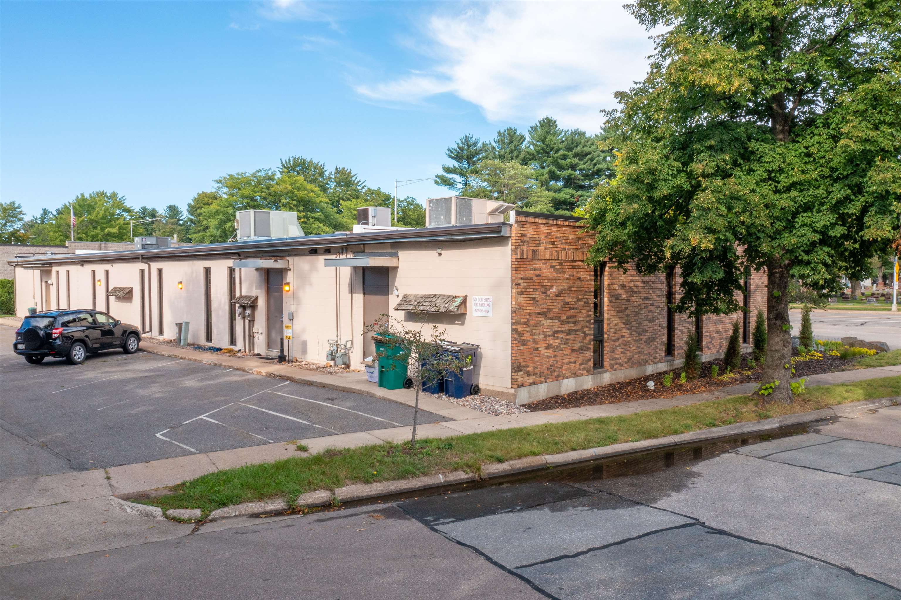 1818 GRAND AVENUE, Wausau, Wisconsin 54403, ,Commercial/industrial,For Sale,1818 GRAND AVENUE,22404127