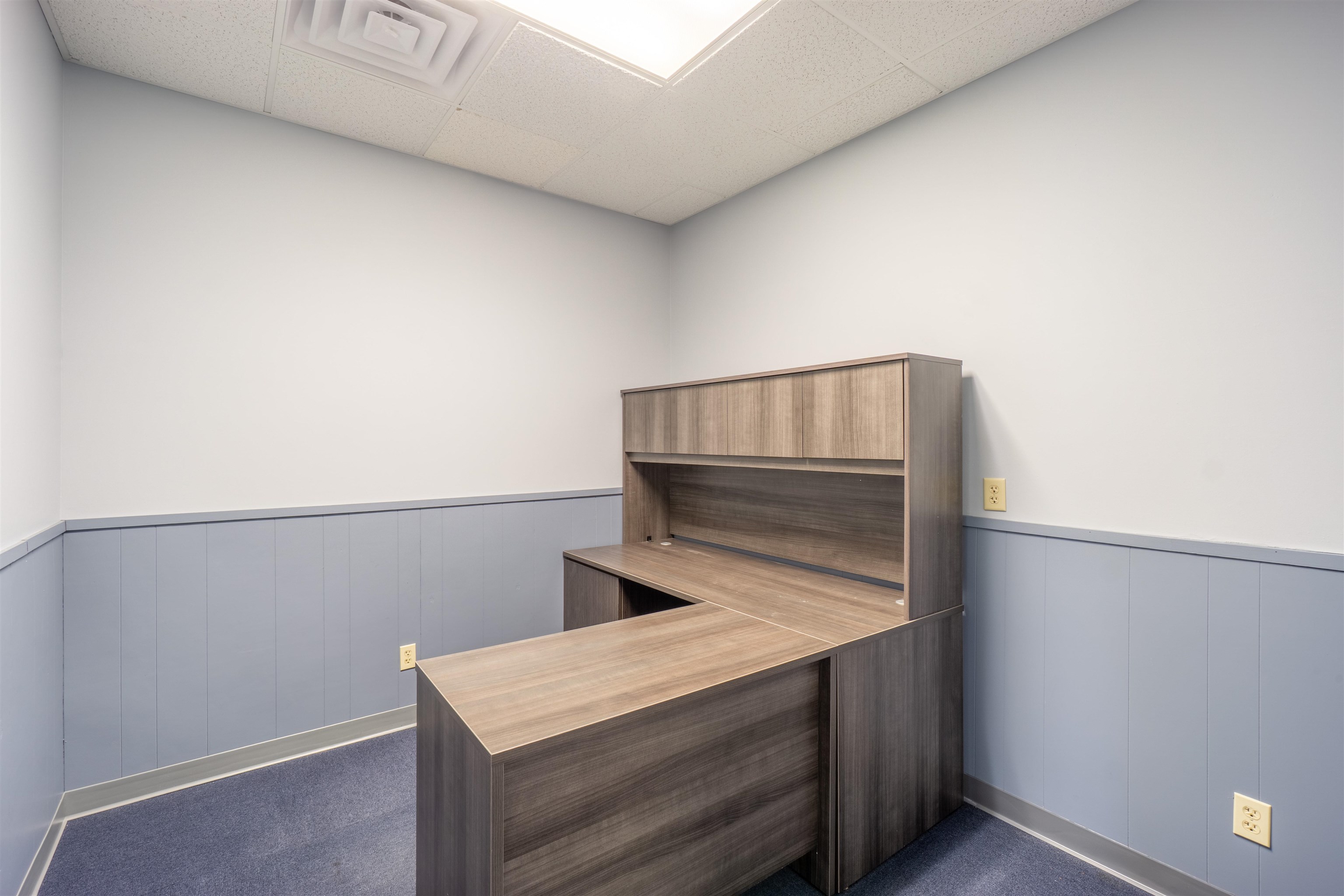 1818 GRAND AVENUE, Wausau, Wisconsin 54403, ,Commercial/industrial,For Sale,1818 GRAND AVENUE,22404127