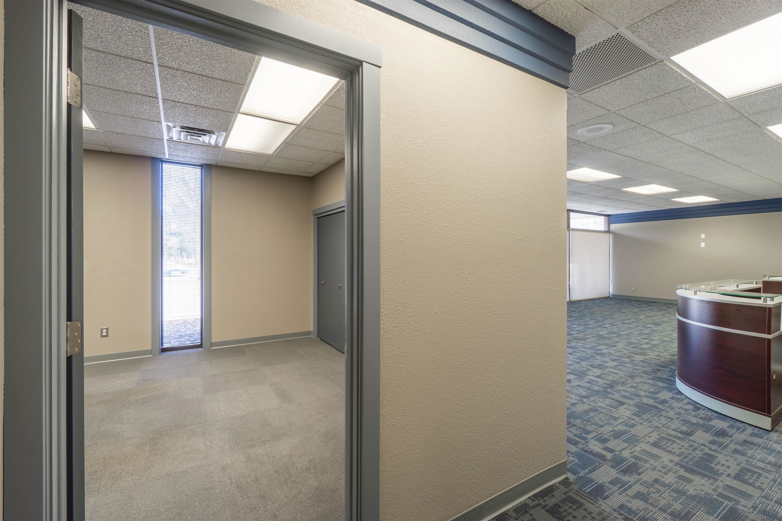 1818 GRAND AVENUE, Wausau, Wisconsin 54403, ,Commercial/industrial,For Sale,1818 GRAND AVENUE,22404127