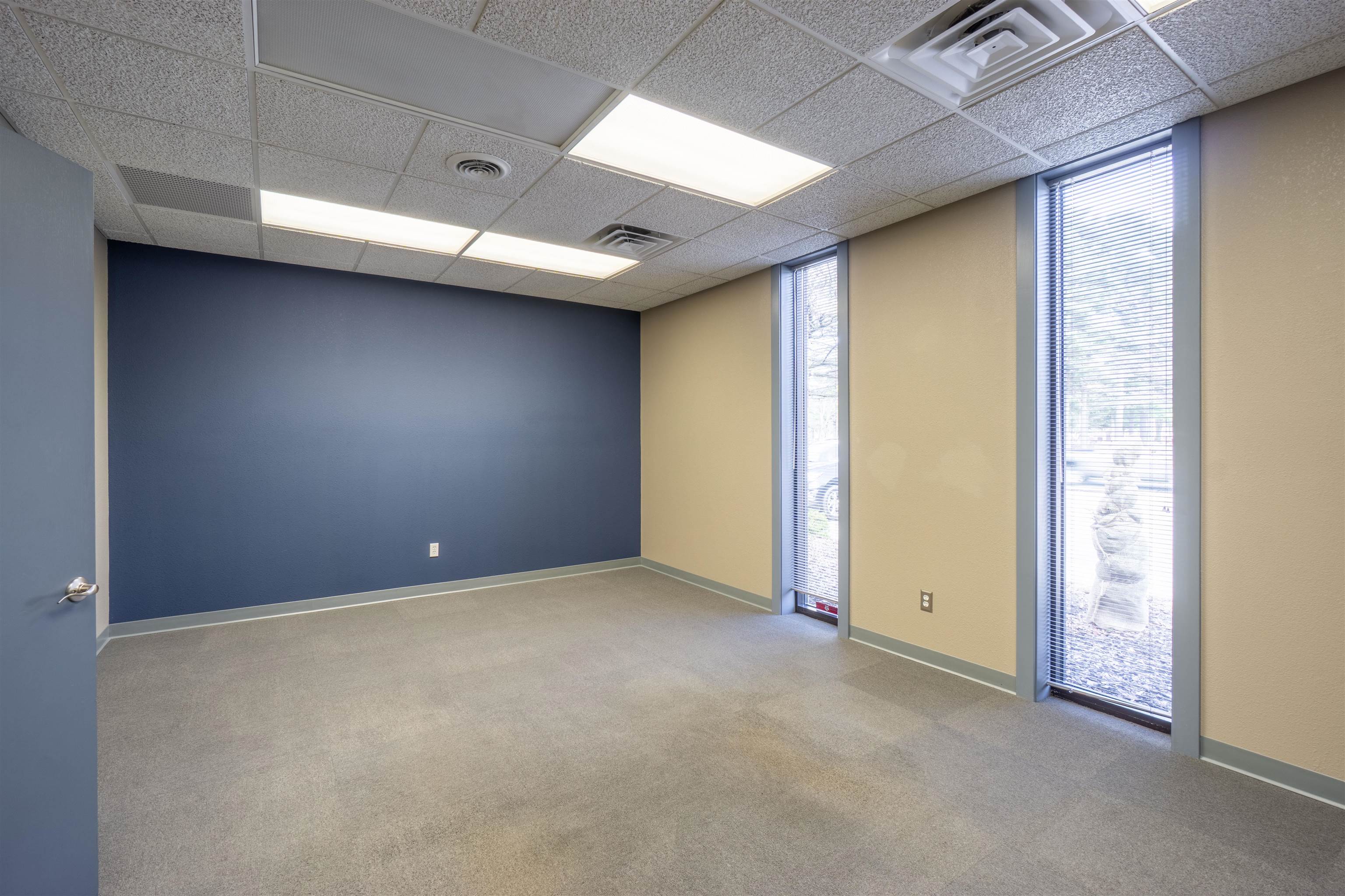 1818 GRAND AVENUE, Wausau, Wisconsin 54403, ,Commercial/industrial,For Sale,1818 GRAND AVENUE,22404127