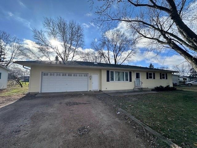 803 E BIRCH STREET, Spencer, Wisconsin 54479, 3 Bedrooms Bedrooms, ,2 BathroomsBathrooms,Residential,For Sale,803 E BIRCH STREET,22405768