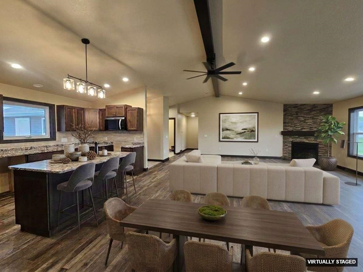 118311 SUNSET RIDGE DRIVE, Stratford, Wisconsin 54484, 4 Bedrooms Bedrooms, ,2 BathroomsBathrooms,Residential,For Sale,118311 SUNSET RIDGE DRIVE,22500172