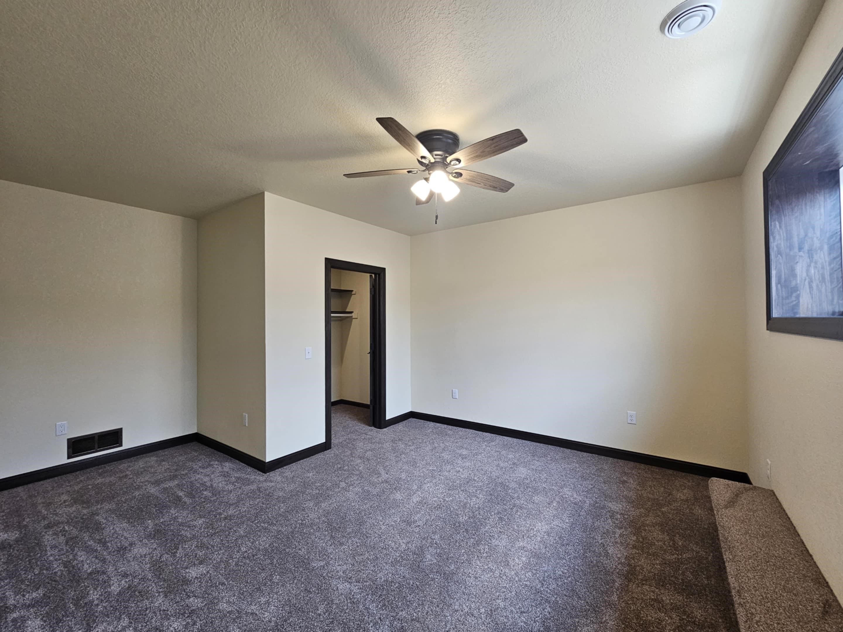 118311 SUNSET RIDGE DRIVE, Stratford, Wisconsin 54484, 4 Bedrooms Bedrooms, ,2 BathroomsBathrooms,Residential,For Sale,118311 SUNSET RIDGE DRIVE,22500172