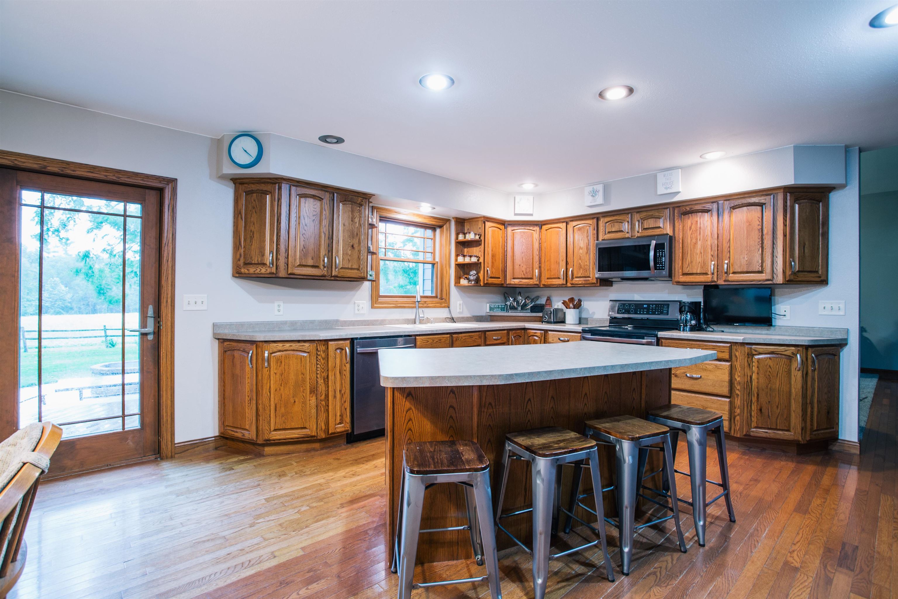 N8296 RIVER AVENUE, Greenwood, Wisconsin 54437, 5 Bedrooms Bedrooms, ,2 BathroomsBathrooms,Residential,For Sale,N8296 RIVER AVENUE,22500446