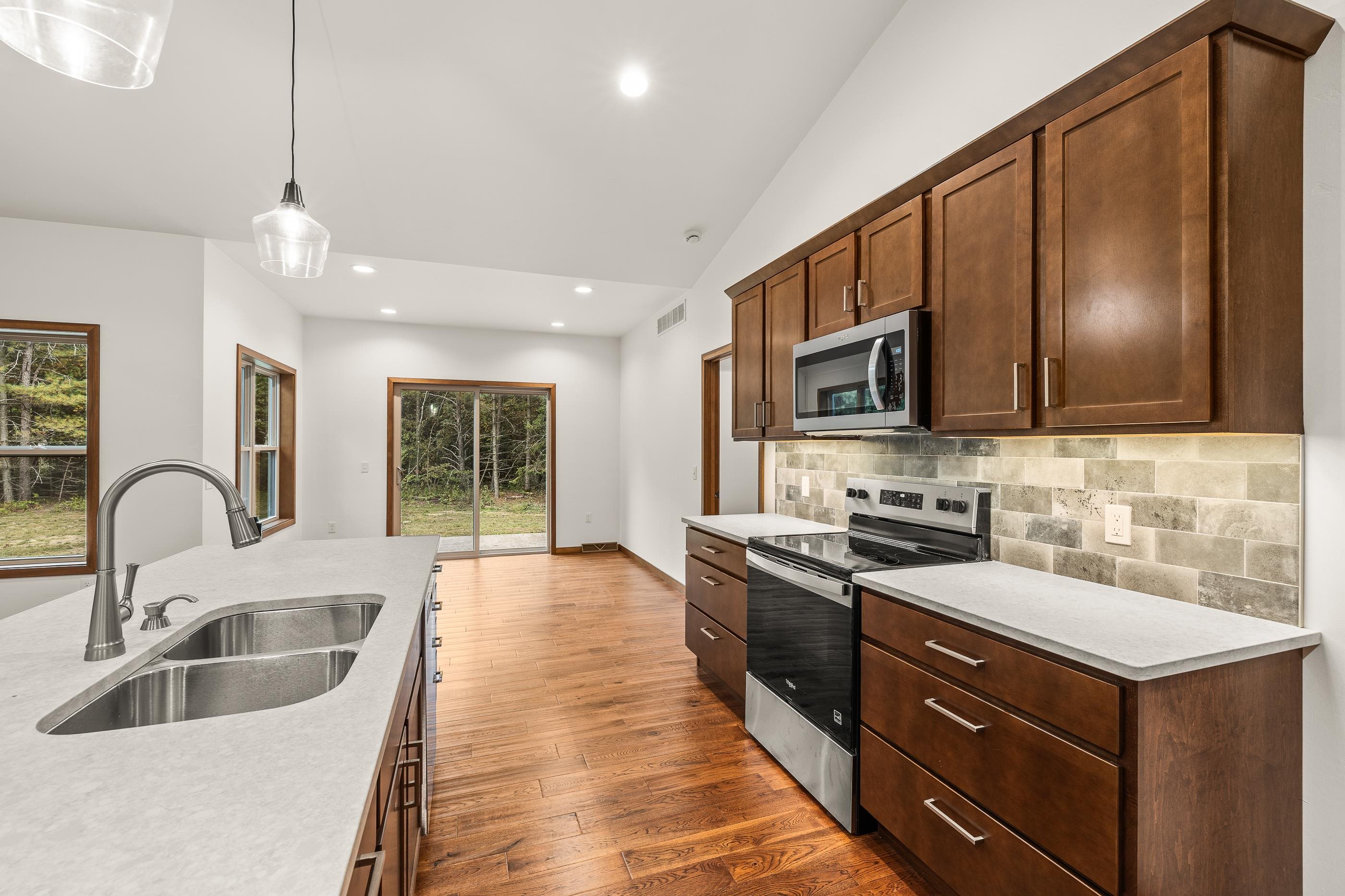 1403 SKYLINE DRIVE, Stevens Point, Wisconsin 54482, 3 Bedrooms Bedrooms, ,2 BathroomsBathrooms,Residential,For Sale,1403 SKYLINE DRIVE,22500531