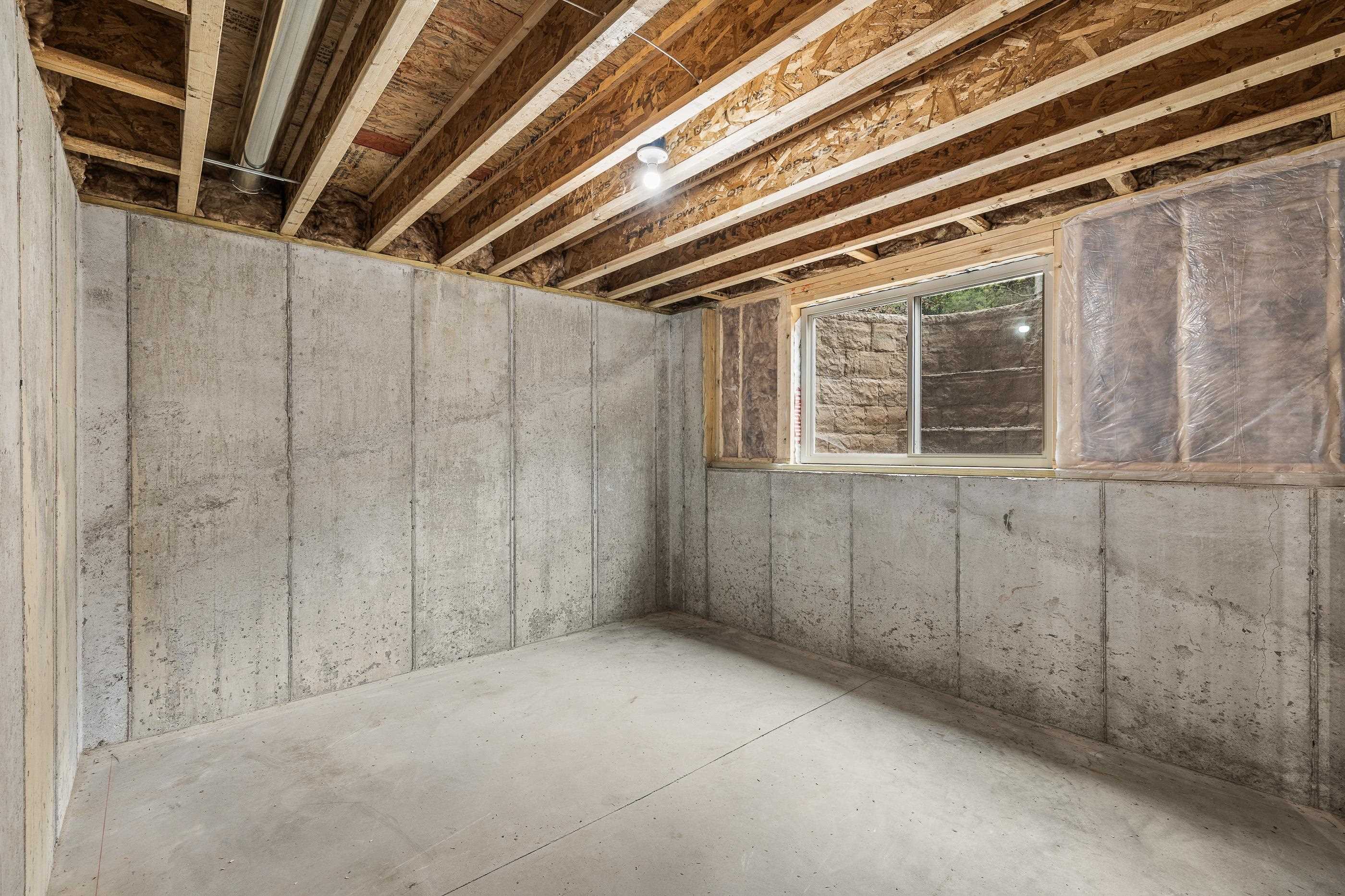 1403 SKYLINE DRIVE, Stevens Point, Wisconsin 54482, 3 Bedrooms Bedrooms, ,2 BathroomsBathrooms,Residential,For Sale,1403 SKYLINE DRIVE,22500531