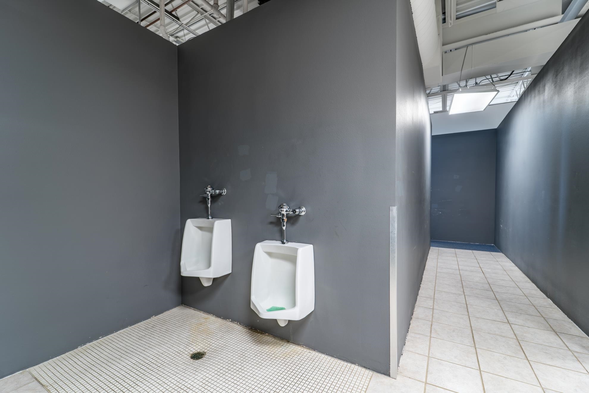 2215 GRAND AVENUE, Wausau, Wisconsin 54403, ,Commercial/industrial,For Rent,2215 GRAND AVENUE,22500583