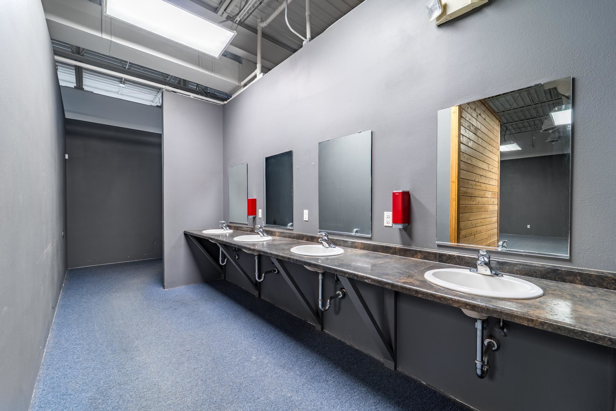 2215 GRAND AVENUE, Wausau, Wisconsin 54403, ,Commercial/industrial,For Rent,2215 GRAND AVENUE,22500583