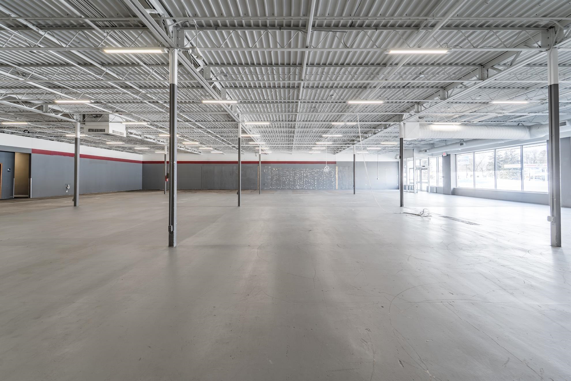 2215 GRAND AVENUE, Wausau, Wisconsin 54403, ,Commercial/industrial,For Rent,2215 GRAND AVENUE,22500583