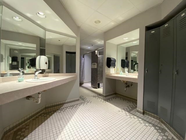 1408 STRONGS AVENUE, Stevens Point, Wisconsin 54481, ,Commercial/industrial,For Rent,1408 STRONGS AVENUE,22500695