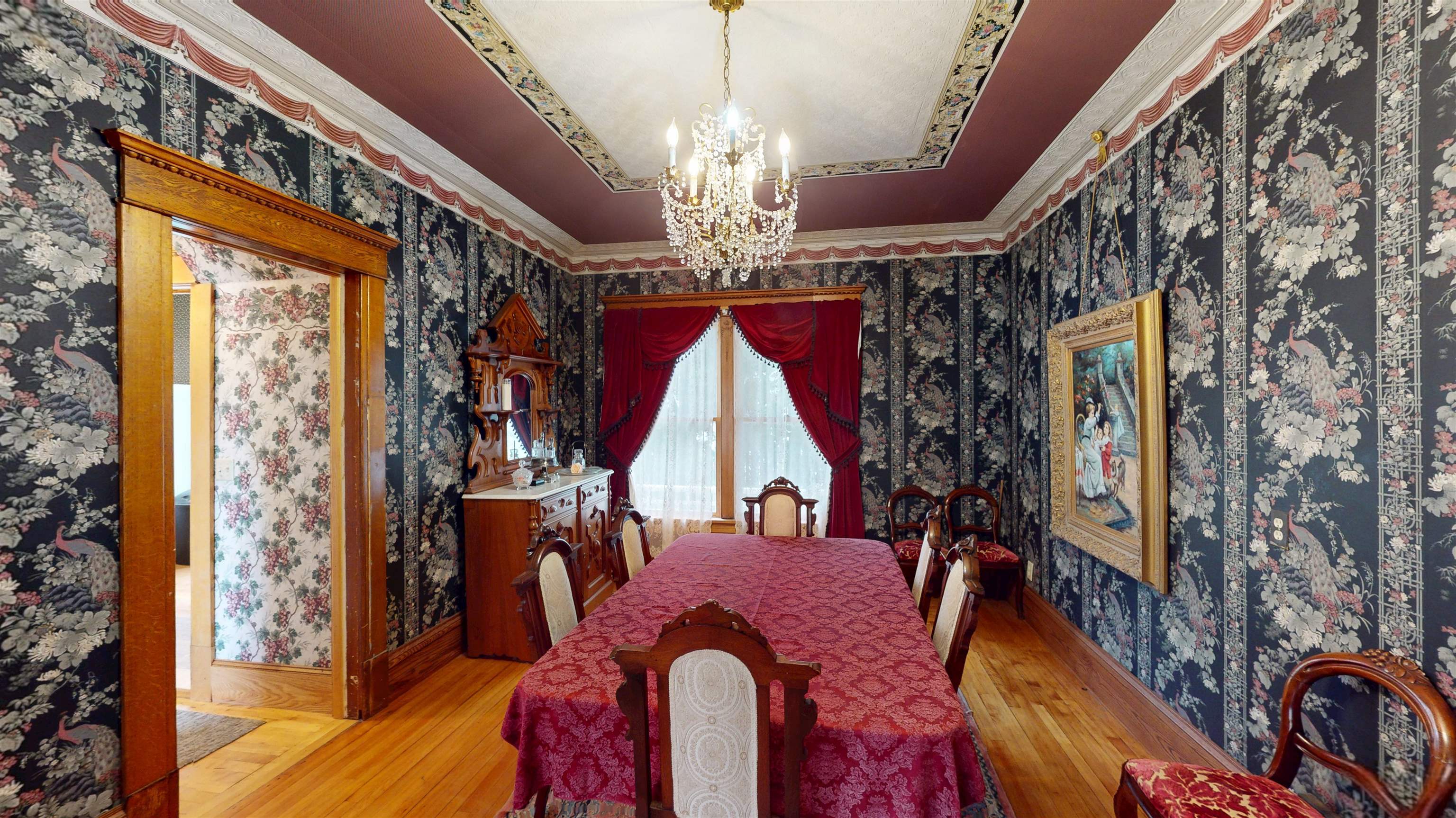 201 S VINE AVENUE, Marshfield, Wisconsin 54449, 5 Bedrooms Bedrooms, ,2 BathroomsBathrooms,Residential,For Sale,201 S VINE AVENUE,22500928