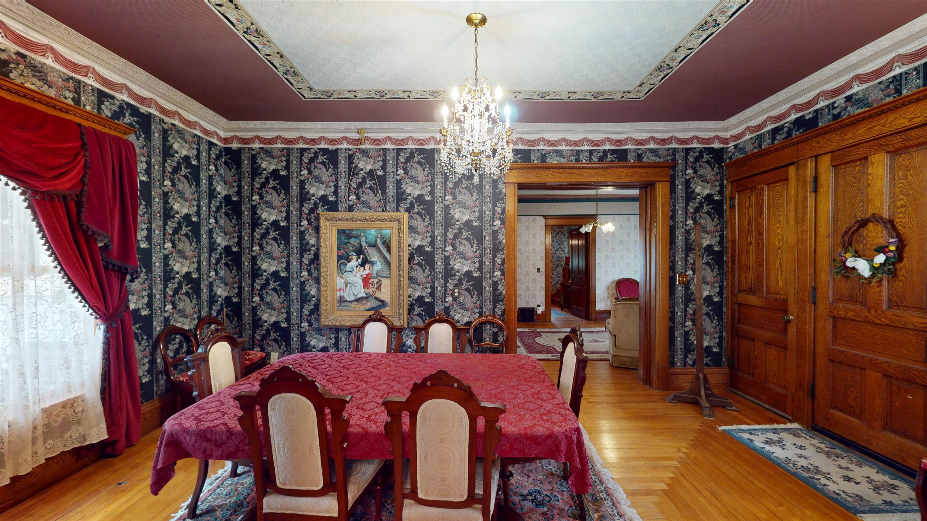 201 S VINE AVENUE, Marshfield, Wisconsin 54449, 5 Bedrooms Bedrooms, ,2 BathroomsBathrooms,Residential,For Sale,201 S VINE AVENUE,22500928