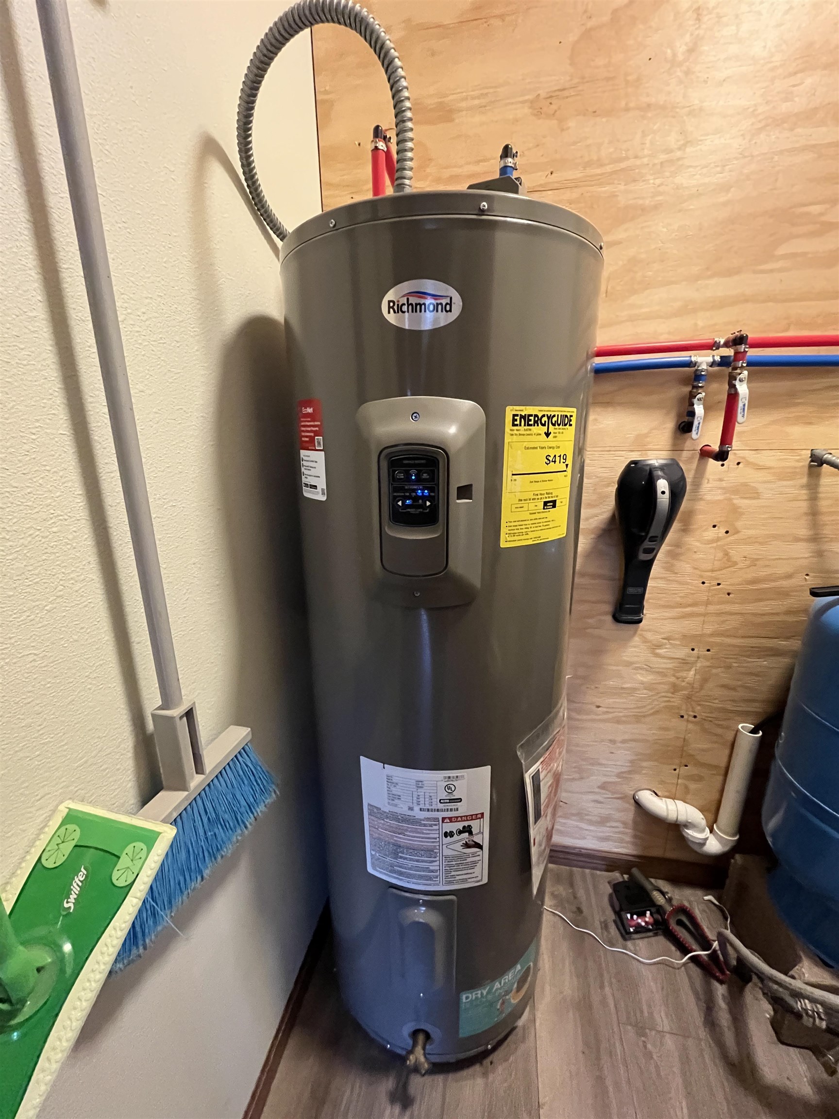 W5817 W OLD 8 ROAD W, Prentice, Wisconsin 54556, 1 Bedroom Bedrooms, ,2 BathroomsBathrooms,Residential,For Sale,W5817 W OLD 8 ROAD W,22500988