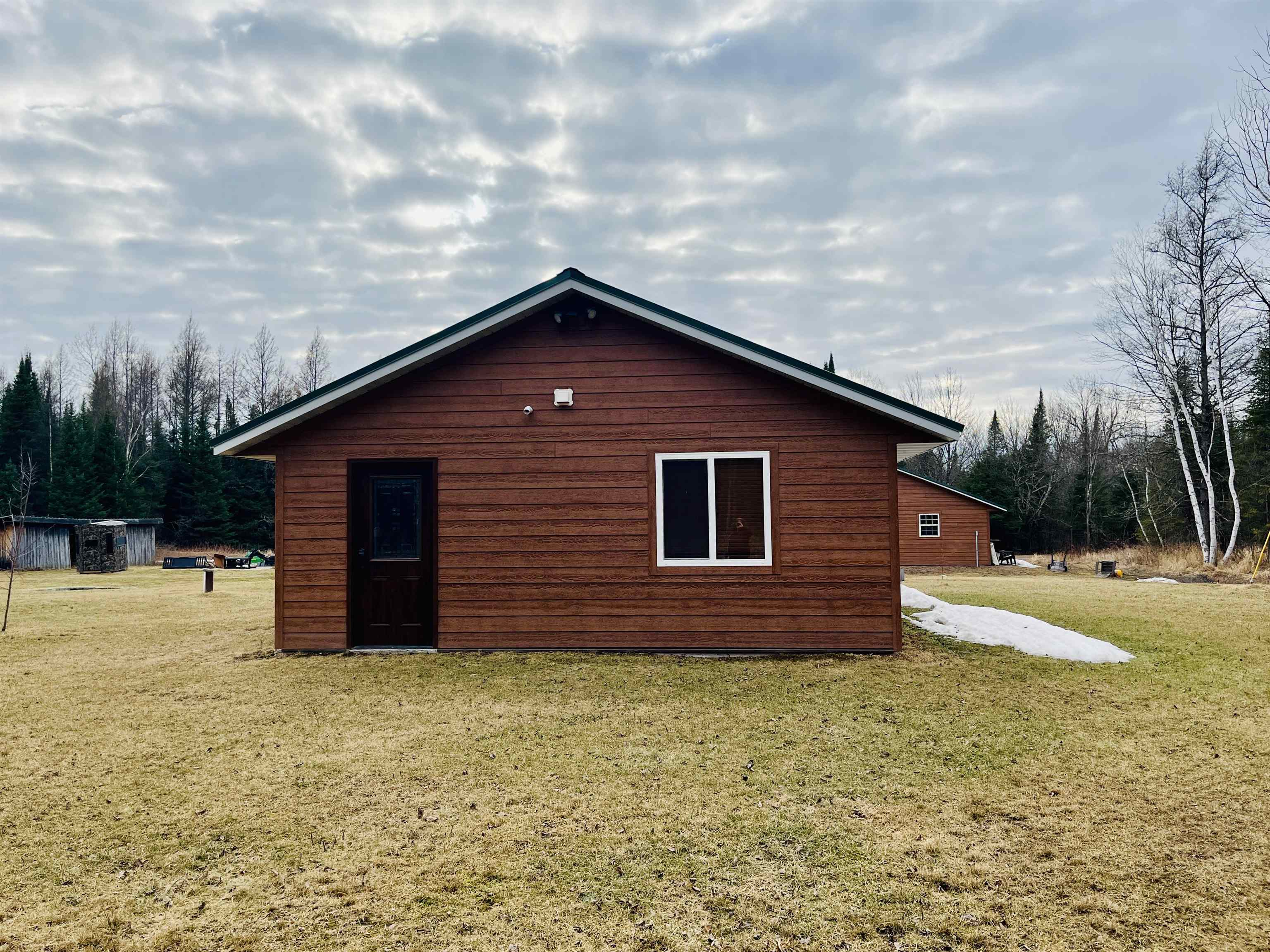 W5817 W OLD 8 ROAD W, Prentice, Wisconsin 54556, 1 Bedroom Bedrooms, ,2 BathroomsBathrooms,Residential,For Sale,W5817 W OLD 8 ROAD W,22500988