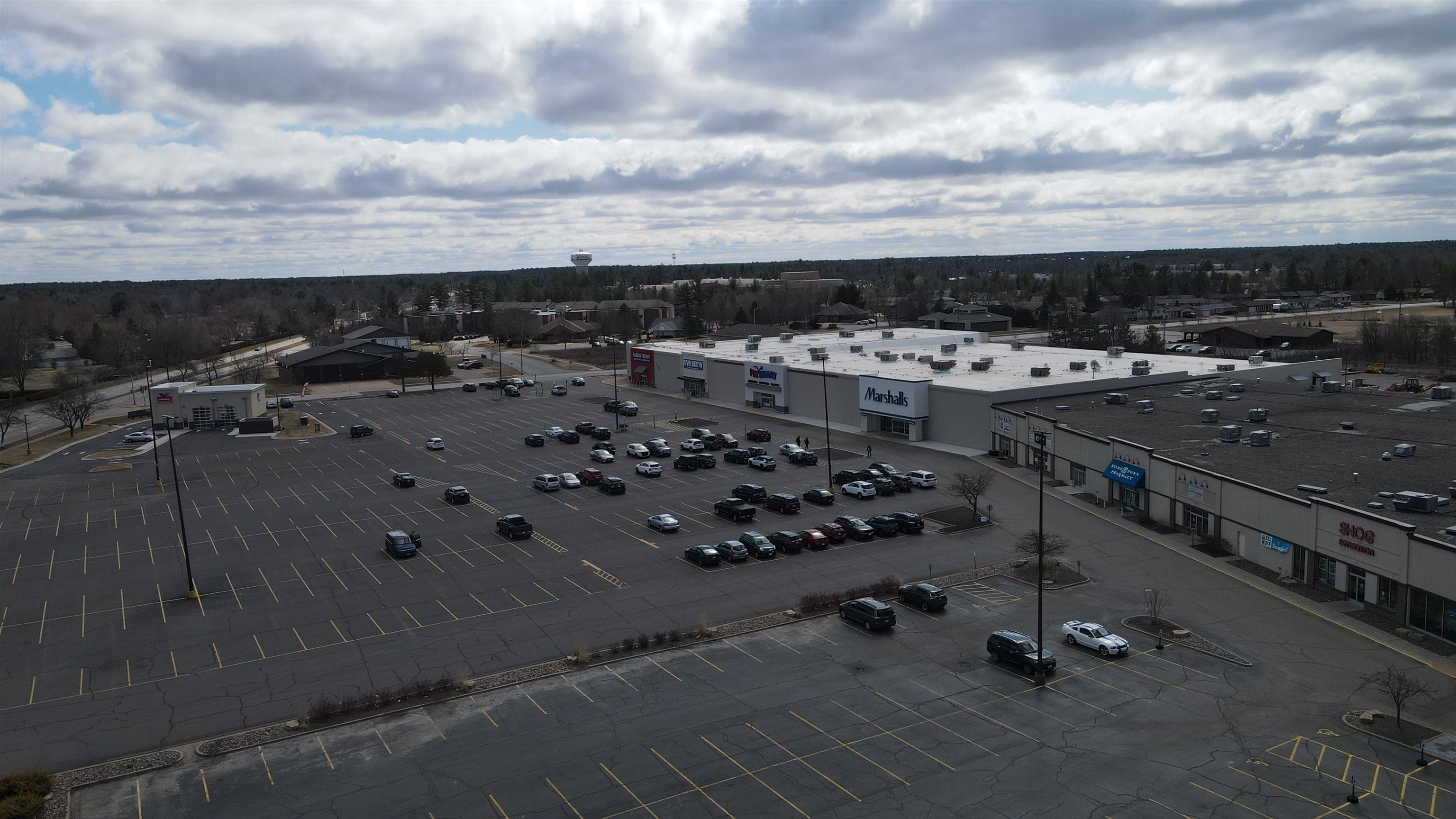 1000 E RIVERVIEW EXPRESSWAY, Wisconsin Rapids, Wisconsin 54494, ,Commercial/industrial,For Rent,1000 E RIVERVIEW EXPRESSWAY,22501252