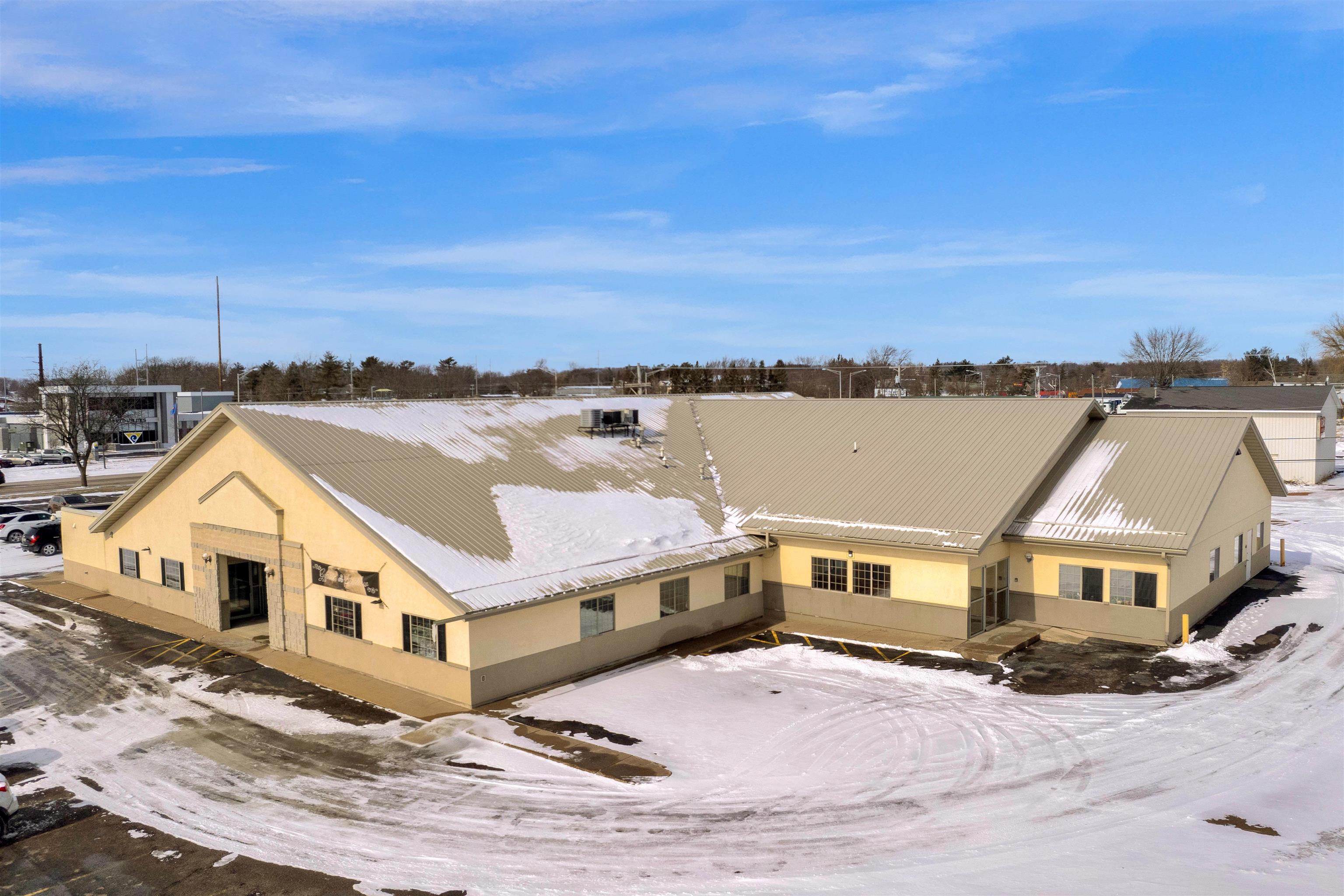 2001 S CENTRAL AVENUE, Marshfield, Wisconsin 54449, ,Commercial/industrial,For Rent,2001 S CENTRAL AVENUE,22501634