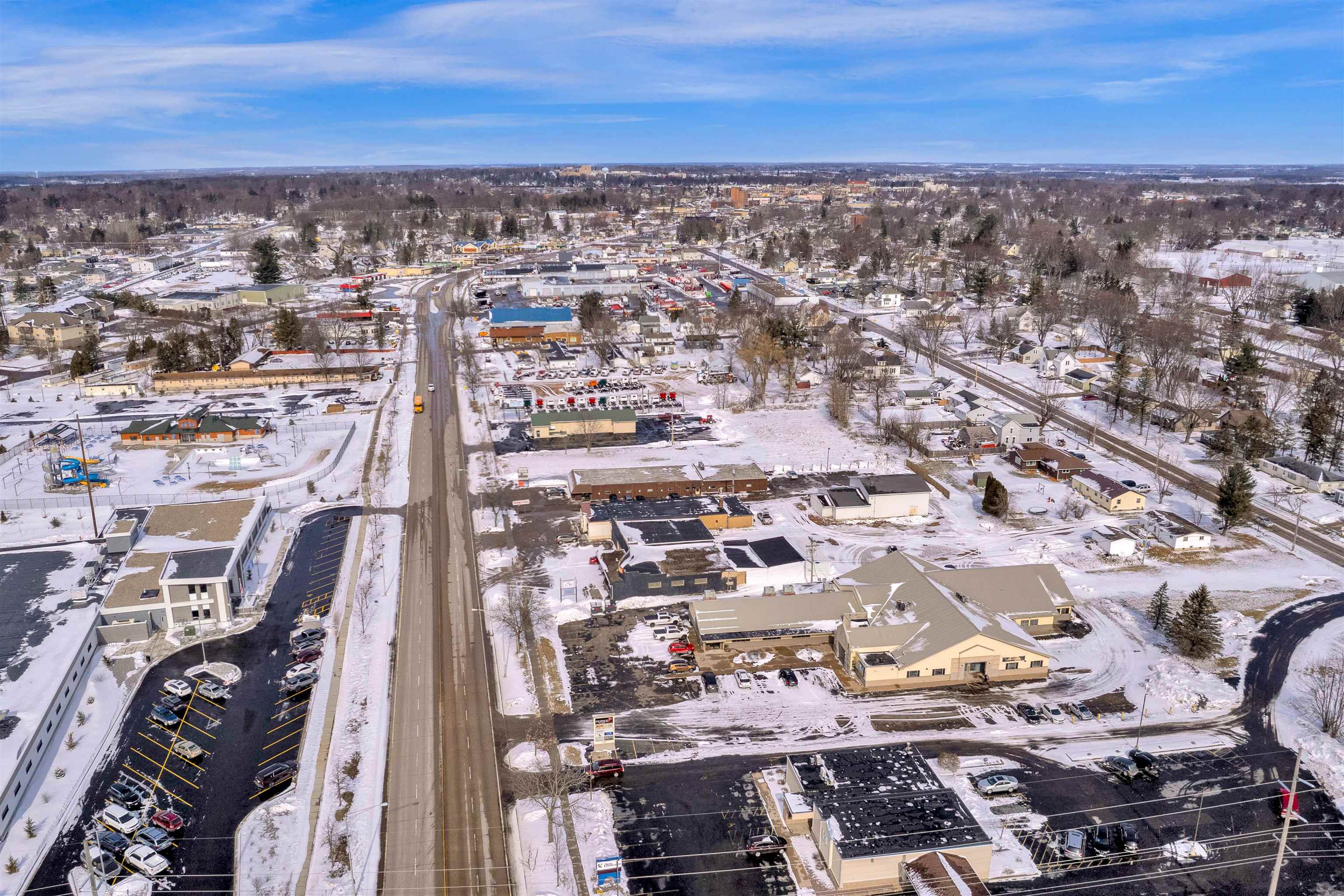 2001 S CENTRAL AVENUE, Marshfield, Wisconsin 54449, ,Commercial/industrial,For Rent,2001 S CENTRAL AVENUE,22501634