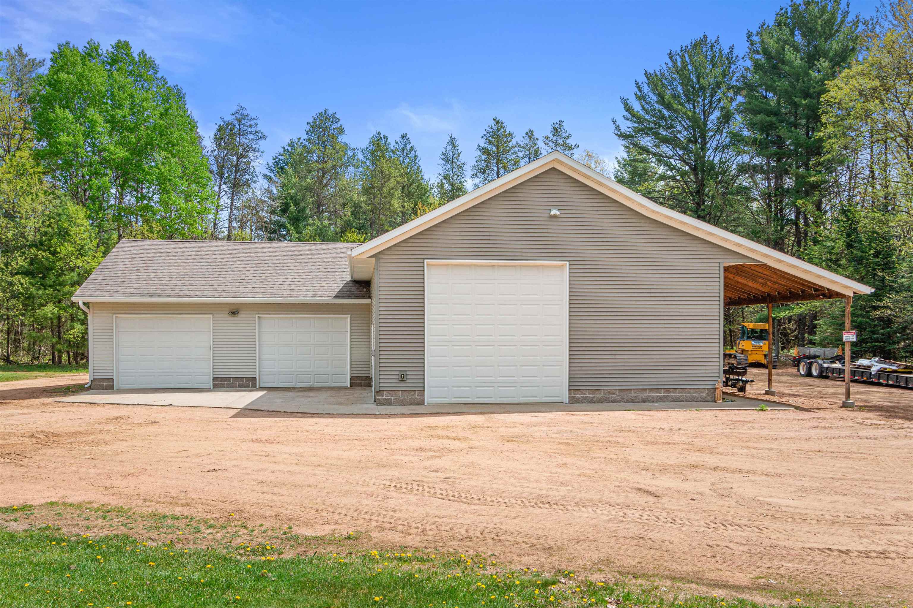 6056 SHARONWOOD LANE, Stevens Point, Wisconsin 54482, 4 Bedrooms Bedrooms, ,3 BathroomsBathrooms,Residential,For Sale,6056 SHARONWOOD LANE,22501948