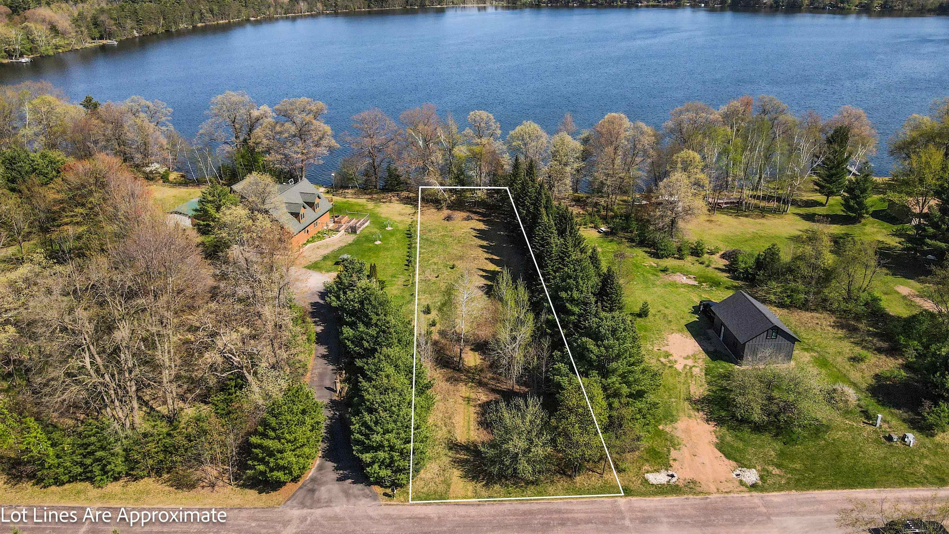 169003 SHOREWOOD DRIVE, Rosholt, Wisconsin 54473, 4 Bedrooms Bedrooms, ,2 BathroomsBathrooms,Residential,For Sale,169003 SHOREWOOD DRIVE,22501961