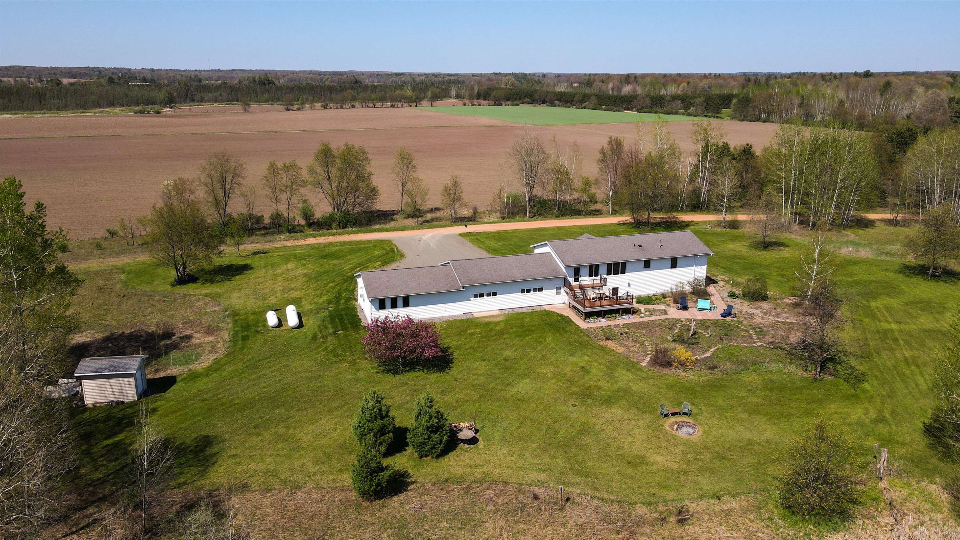 169003 SHOREWOOD DRIVE, Rosholt, Wisconsin 54473, 4 Bedrooms Bedrooms, ,2 BathroomsBathrooms,Residential,For Sale,169003 SHOREWOOD DRIVE,22501961