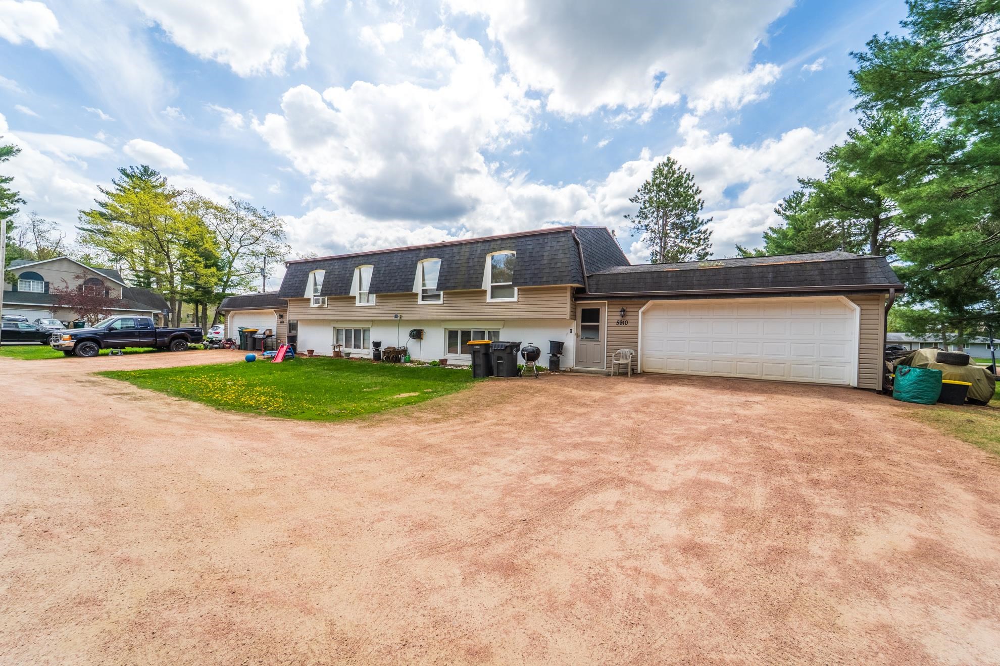 5908-5910 EDWARD STREET, Weston, Wisconsin 54476, 3 Bedrooms Bedrooms, 8 Rooms Rooms,1.5 BathroomsBathrooms,Multi-family,For Sale,5908-5910 EDWARD STREET,22501968