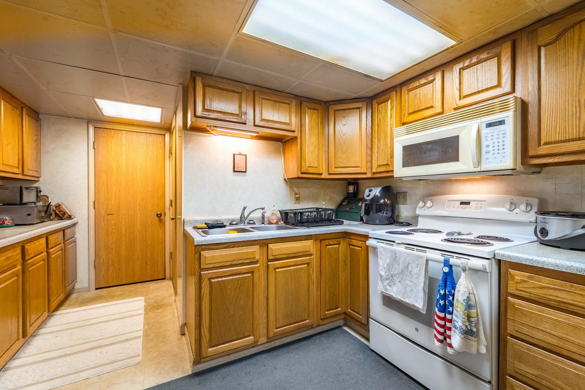 5908-5910 EDWARD STREET, Weston, Wisconsin 54476, 3 Bedrooms Bedrooms, 8 Rooms Rooms,1.5 BathroomsBathrooms,Multi-family,For Sale,5908-5910 EDWARD STREET,22501968