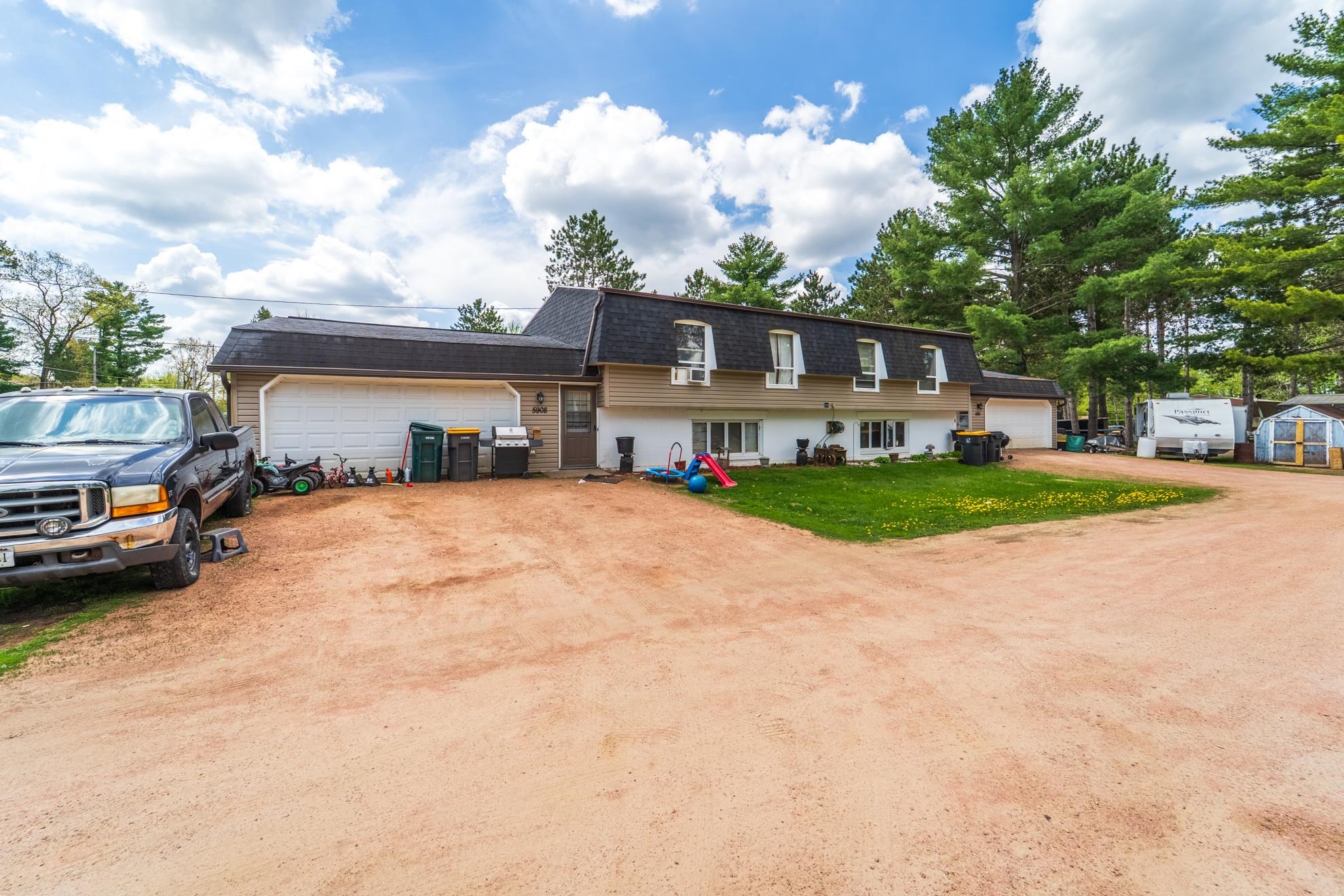 5908-5910 EDWARD STREET, Weston, Wisconsin 54476, 3 Bedrooms Bedrooms, 8 Rooms Rooms,1.5 BathroomsBathrooms,Multi-family,For Sale,5908-5910 EDWARD STREET,22501968