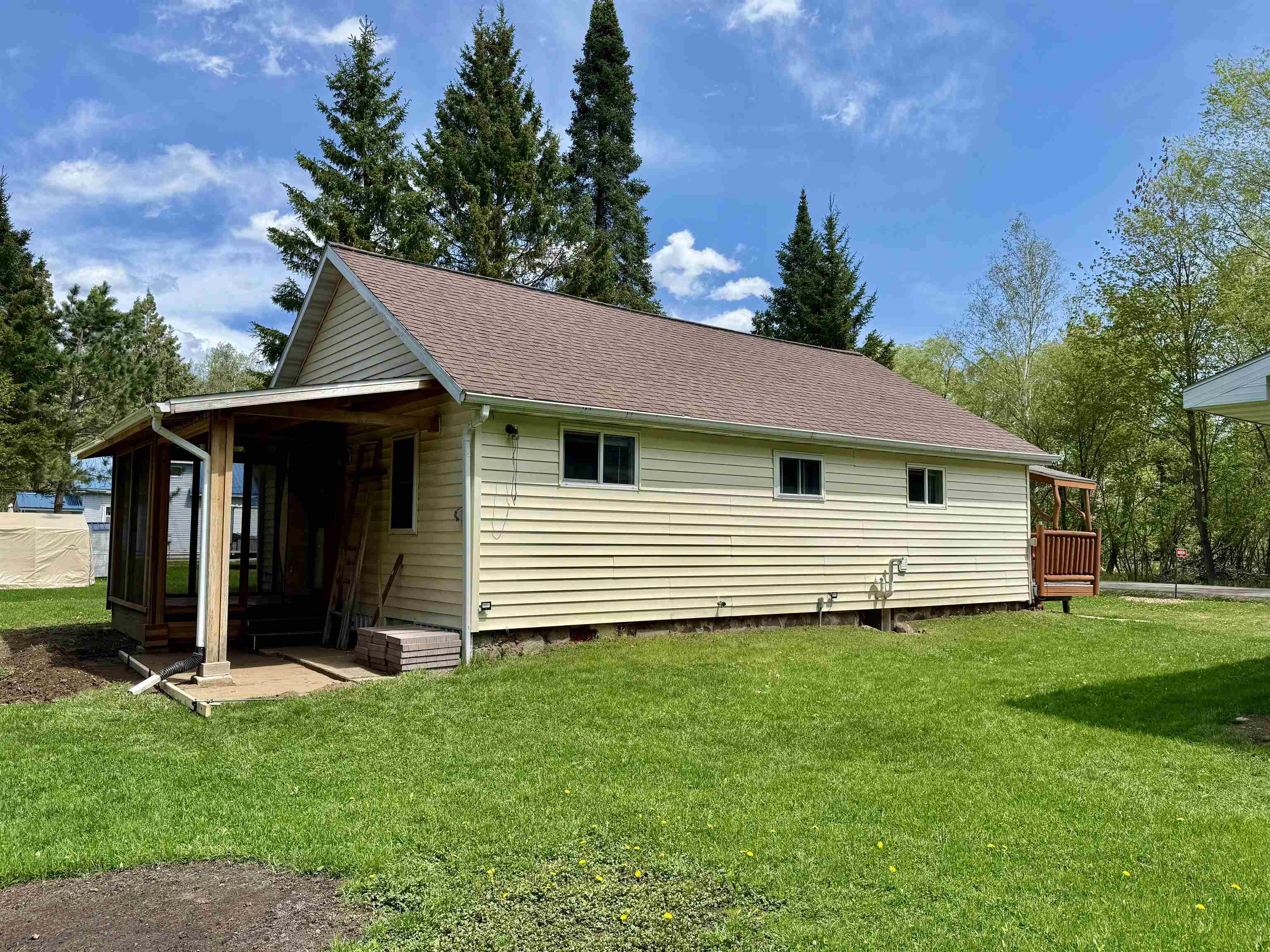 N15539 10TH AVENUE, Park Falls, Wisconsin 54552, 3 Bedrooms Bedrooms, ,1 BathroomBathrooms,Residential,For Sale,N15539 10TH AVENUE,22502011