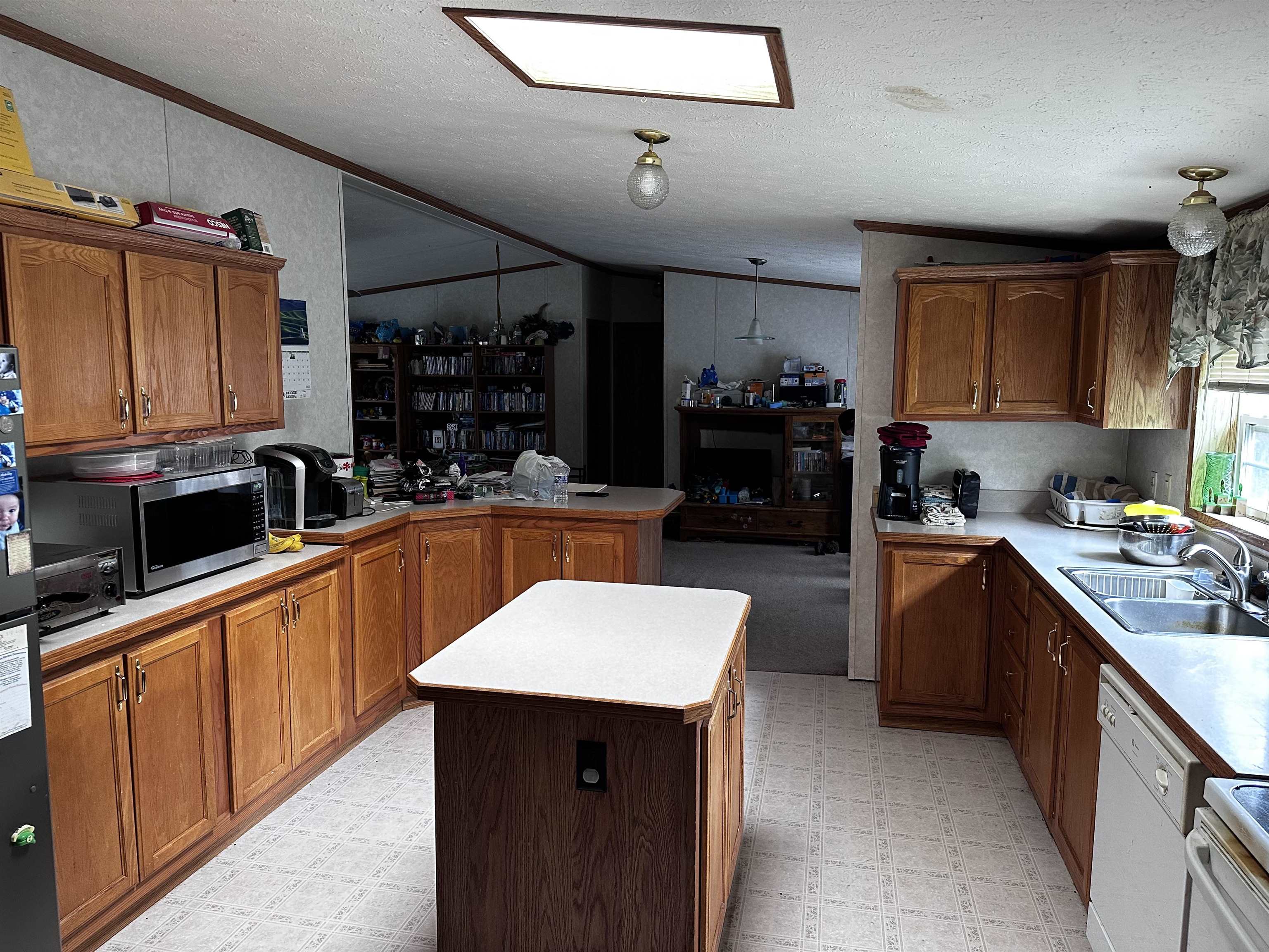 7962 N STATE HIGHWAY 45, Eland, Wisconsin 54427, 4 Bedrooms Bedrooms, ,2 BathroomsBathrooms,Residential,For Sale,7962 N STATE HIGHWAY 45,22502024