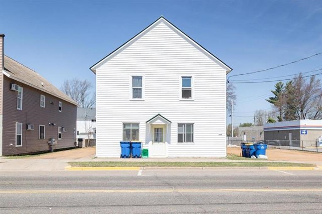 1322 W MAIN STREET, Merrill, Wisconsin 54452, 2 Bedrooms Bedrooms, 5 Rooms Rooms,1 BathroomBathrooms,Multi-family,For Sale,1322 W MAIN STREET,22502395
