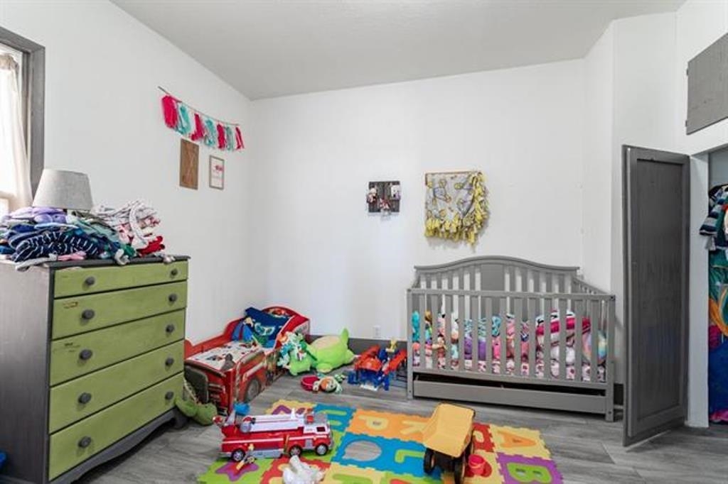 1322 W MAIN STREET, Merrill, Wisconsin 54452, 2 Bedrooms Bedrooms, 5 Rooms Rooms,1 BathroomBathrooms,Multi-family,For Sale,1322 W MAIN STREET,22502395