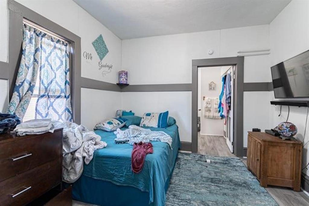 1322 W MAIN STREET, Merrill, Wisconsin 54452, 2 Bedrooms Bedrooms, 5 Rooms Rooms,1 BathroomBathrooms,Multi-family,For Sale,1322 W MAIN STREET,22502395