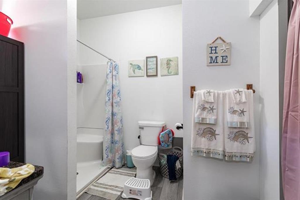 1322 W MAIN STREET, Merrill, Wisconsin 54452, 2 Bedrooms Bedrooms, 5 Rooms Rooms,1 BathroomBathrooms,Multi-family,For Sale,1322 W MAIN STREET,22502395