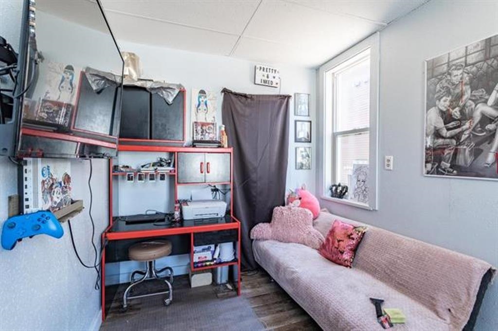 1322 W MAIN STREET, Merrill, Wisconsin 54452, 2 Bedrooms Bedrooms, 5 Rooms Rooms,1 BathroomBathrooms,Multi-family,For Sale,1322 W MAIN STREET,22502395