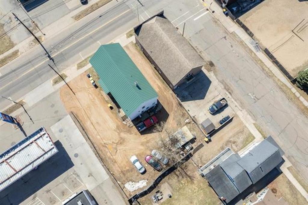 1322 W MAIN STREET, Merrill, Wisconsin 54452, 2 Bedrooms Bedrooms, 5 Rooms Rooms,1 BathroomBathrooms,Multi-family,For Sale,1322 W MAIN STREET,22502395