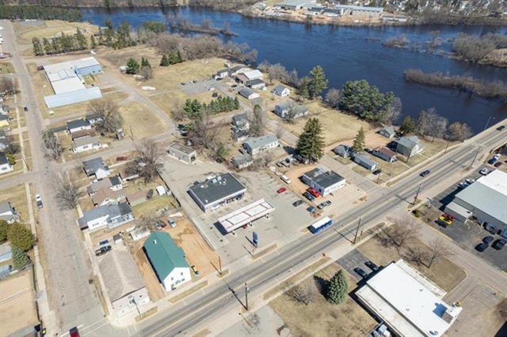 1322 W MAIN STREET, Merrill, Wisconsin 54452, 2 Bedrooms Bedrooms, 5 Rooms Rooms,1 BathroomBathrooms,Multi-family,For Sale,1322 W MAIN STREET,22502395