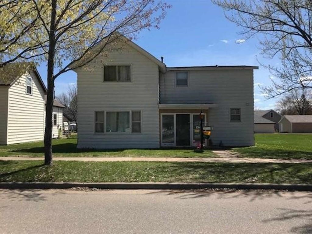 205 N THOMAS STREET, Merrill, Wisconsin 54452, 2 Bedrooms Bedrooms, ,1 BathroomBathrooms,Residential,For Sale,205 N THOMAS STREET,22502477