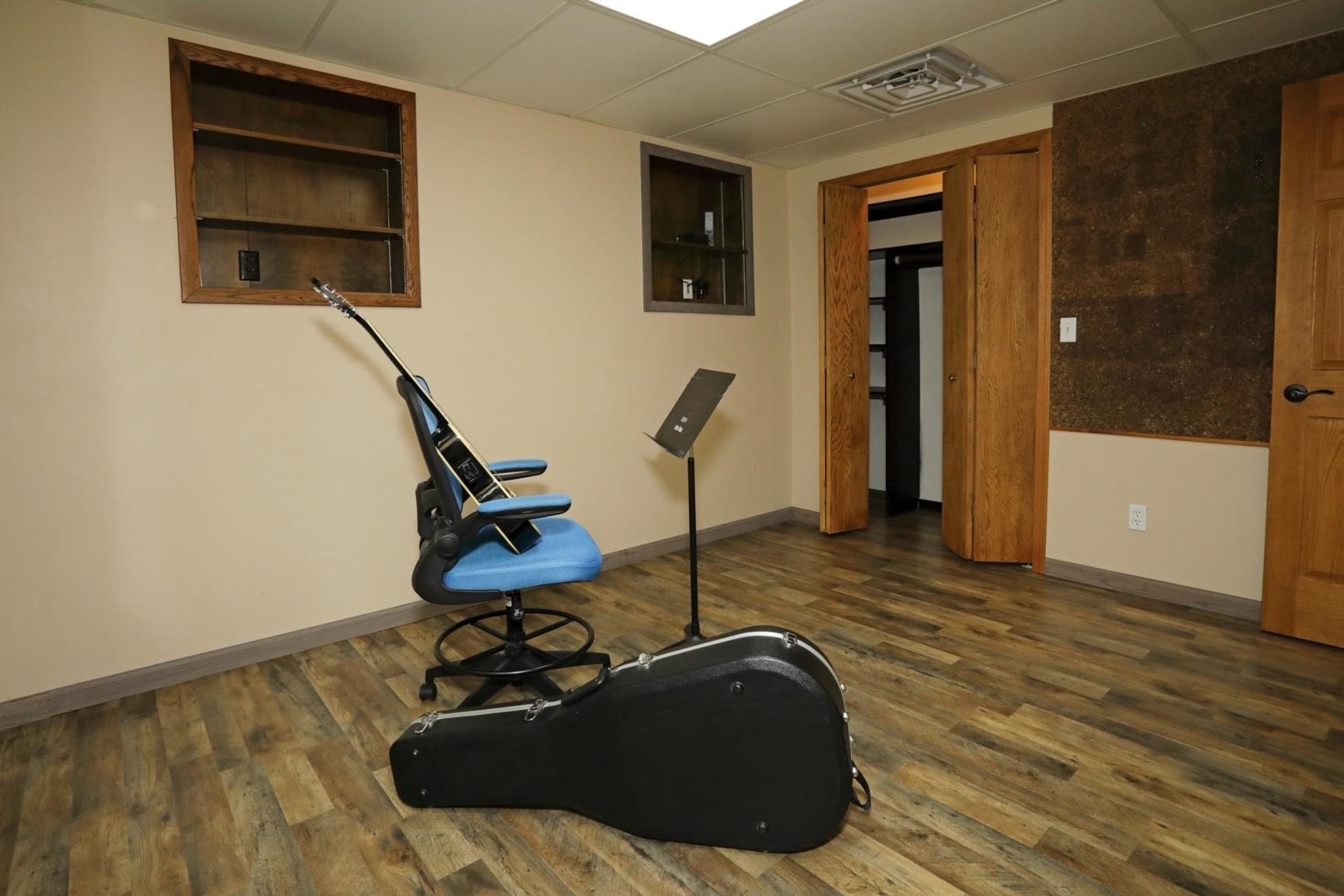 2410 SPRINGVILLE DRIVE, Plover, Wisconsin 54467, 4 Bedrooms Bedrooms, ,2 BathroomsBathrooms,Residential,For Sale,2410 SPRINGVILLE DRIVE,22502572