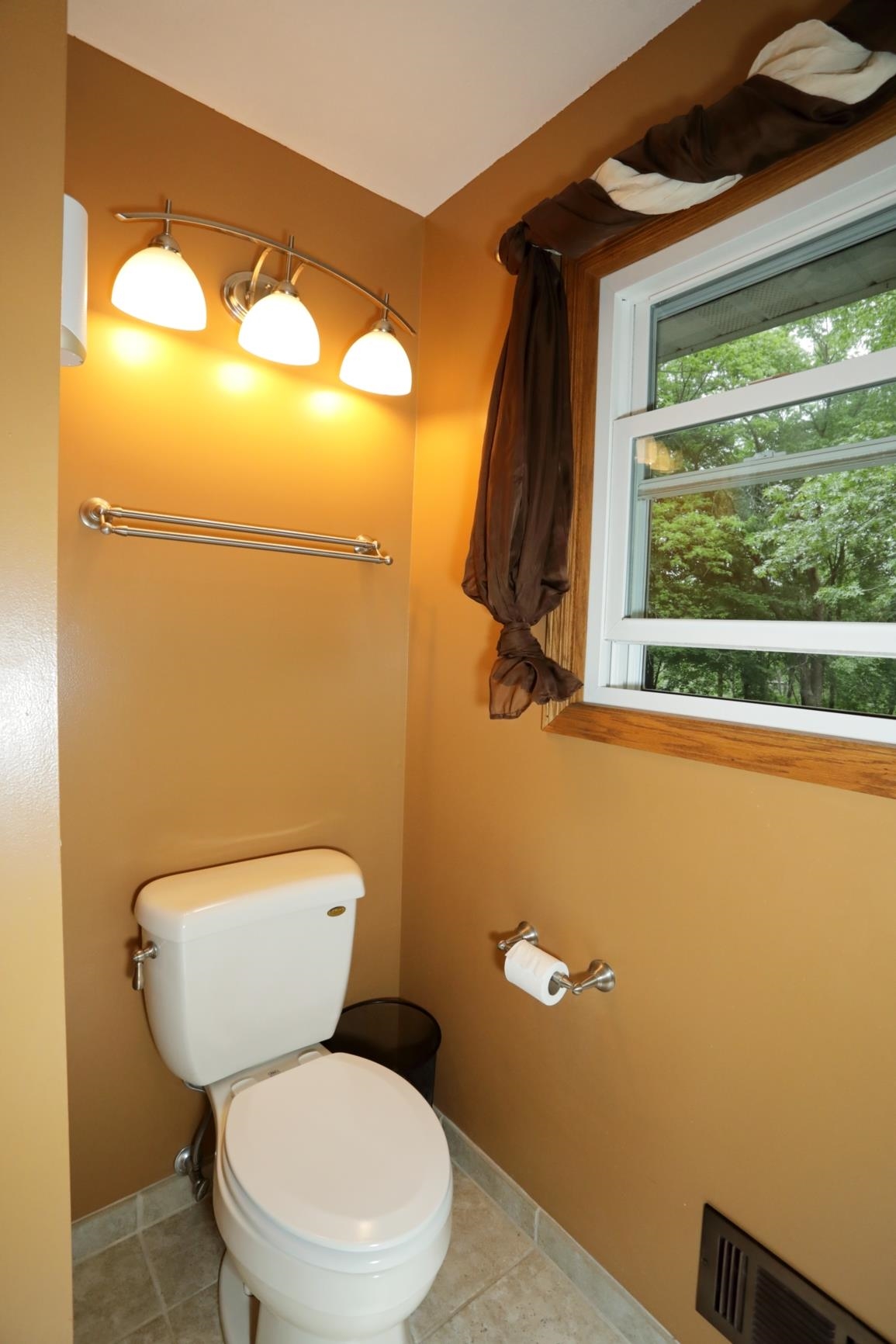 2410 SPRINGVILLE DRIVE, Plover, Wisconsin 54467, 4 Bedrooms Bedrooms, ,2 BathroomsBathrooms,Residential,For Sale,2410 SPRINGVILLE DRIVE,22502572