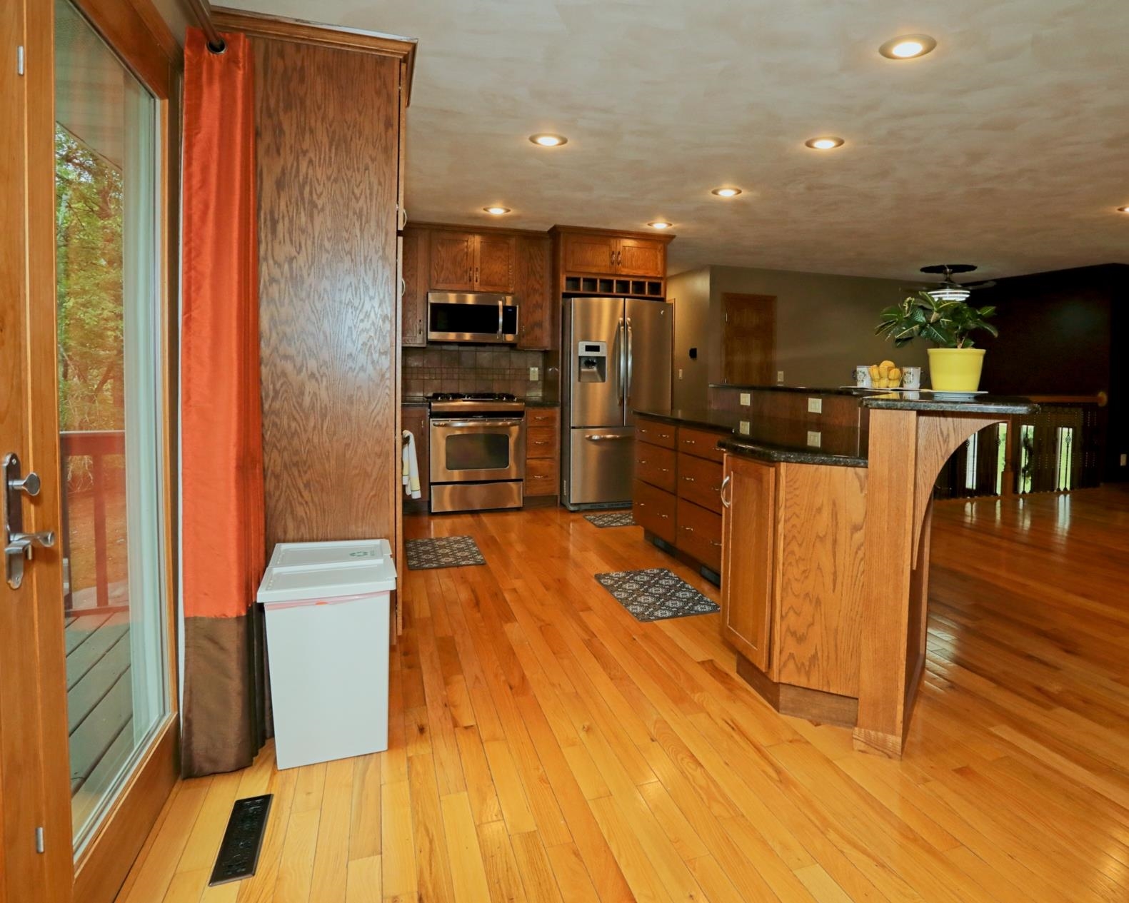 2410 SPRINGVILLE DRIVE, Plover, Wisconsin 54467, 4 Bedrooms Bedrooms, ,2 BathroomsBathrooms,Residential,For Sale,2410 SPRINGVILLE DRIVE,22502572