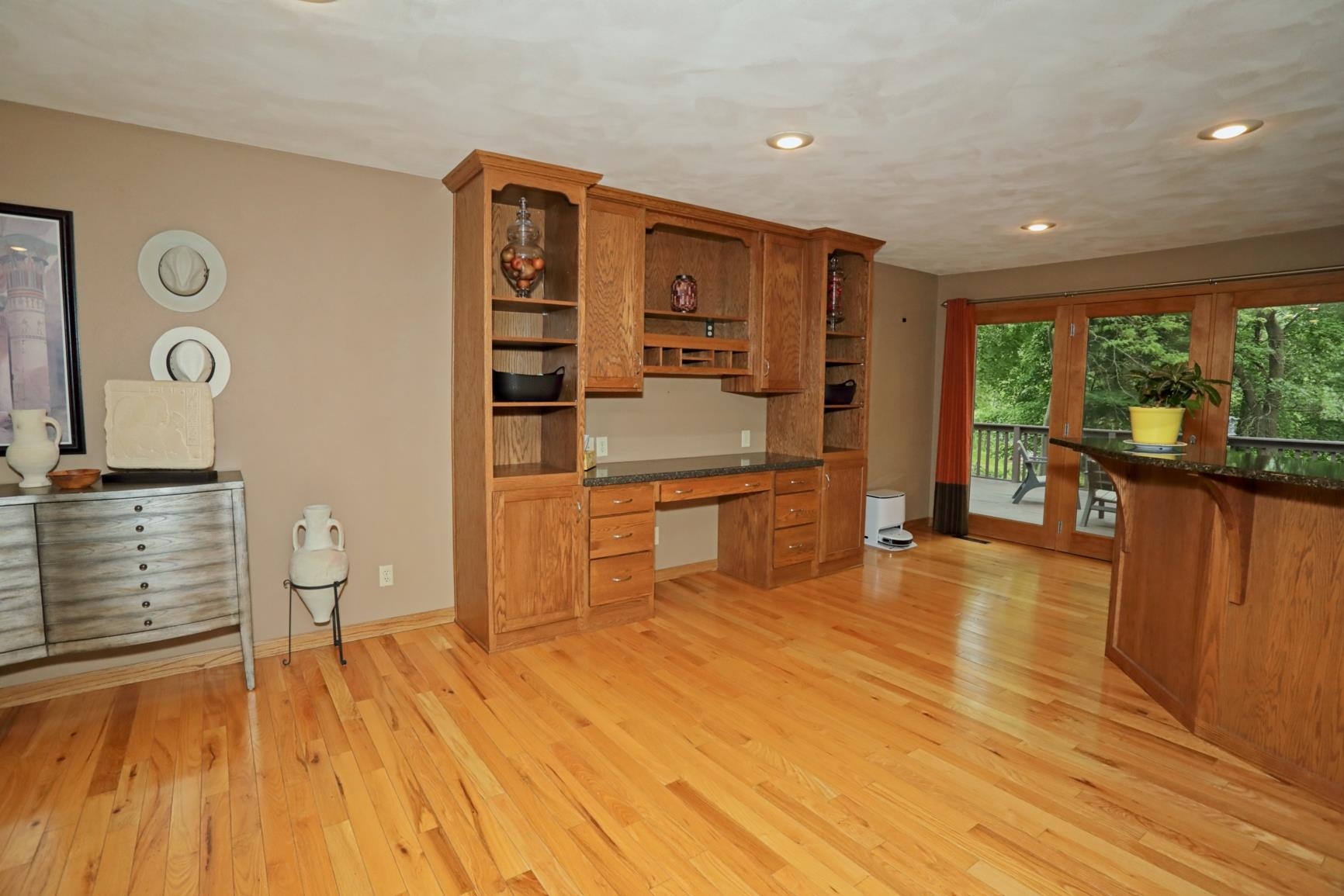 2410 SPRINGVILLE DRIVE, Plover, Wisconsin 54467, 4 Bedrooms Bedrooms, ,2 BathroomsBathrooms,Residential,For Sale,2410 SPRINGVILLE DRIVE,22502572