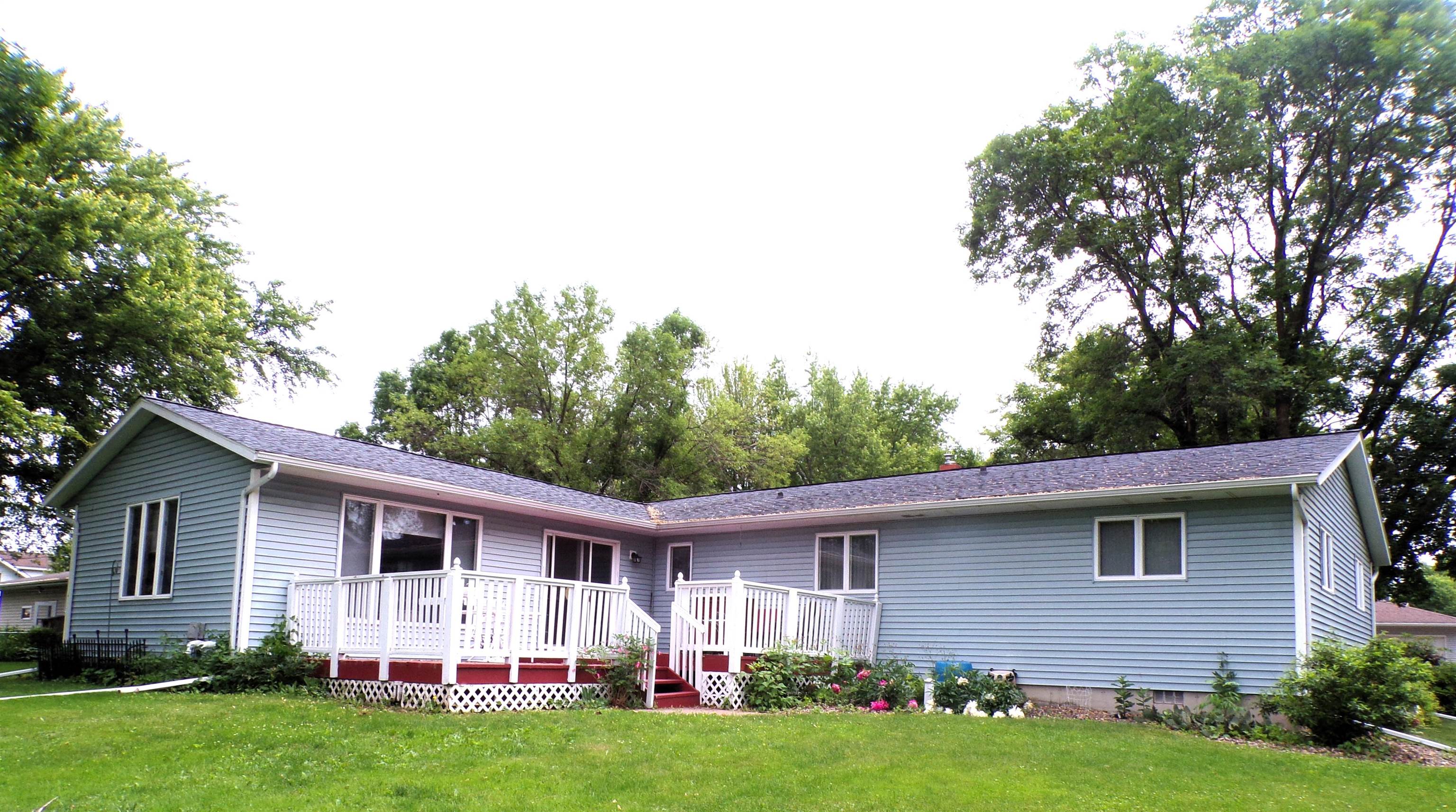 309 S WEST STREET, Loyal, Wisconsin 54446, 3 Bedrooms Bedrooms, ,1 BathroomBathrooms,Residential,For Sale,309 S WEST STREET,22502692
