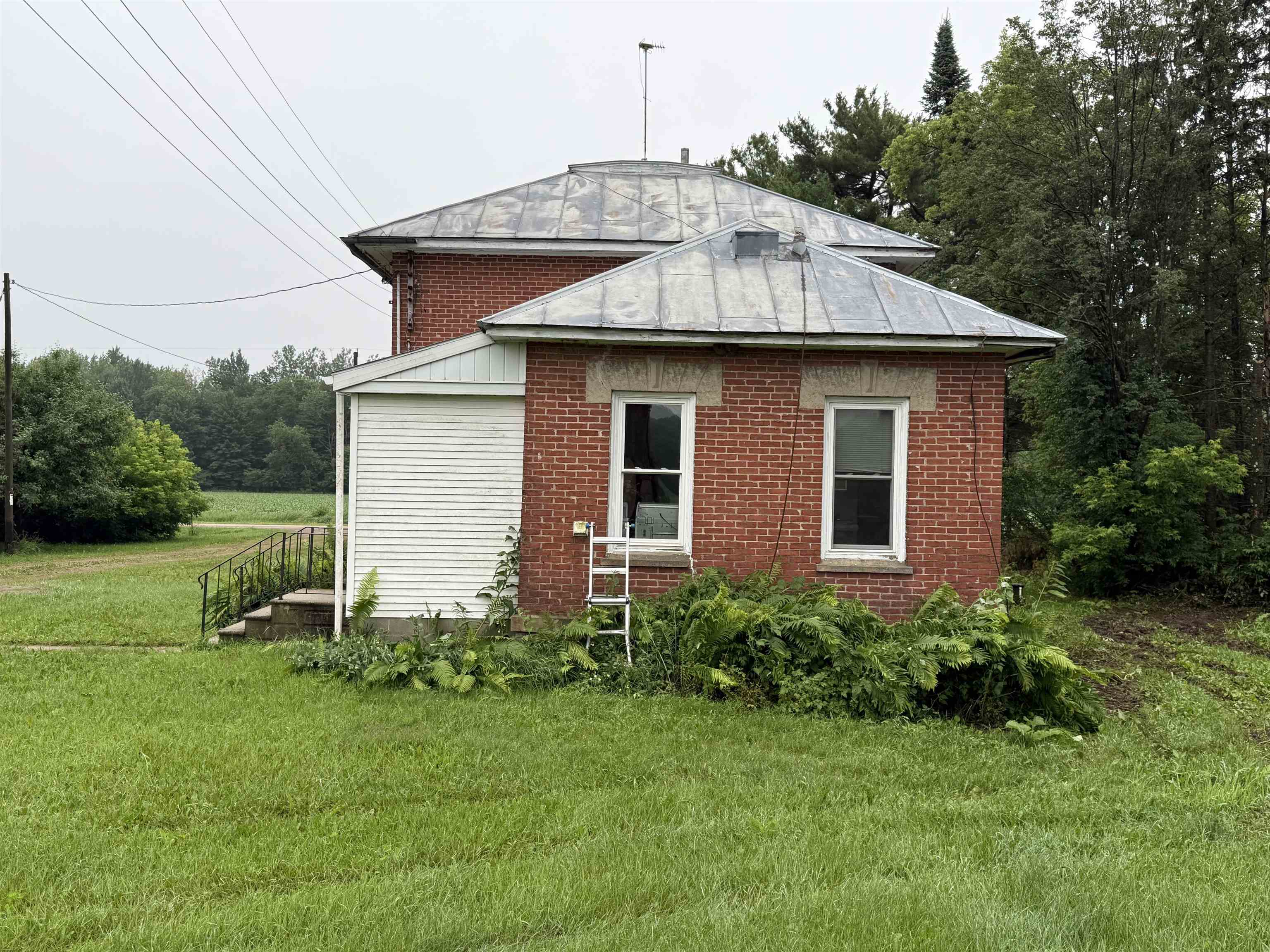 E1384 WOLF RIVER ROAD, Iola, Wisconsin 54945, 4 Bedrooms Bedrooms, ,2 BathroomsBathrooms,Residential,For Sale,E1384 WOLF RIVER ROAD,22502862