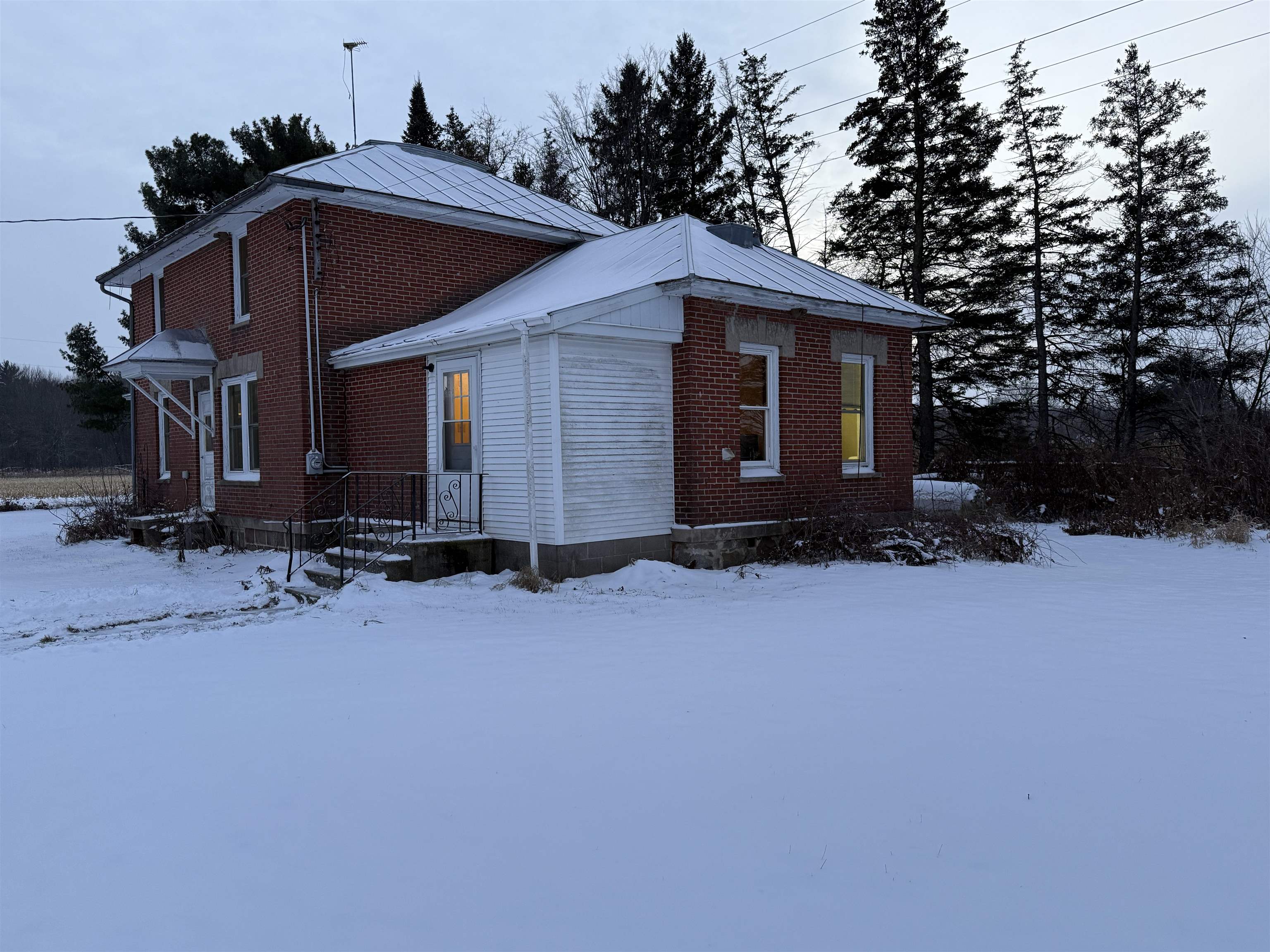 E1384 WOLF RIVER ROAD, Iola, Wisconsin 54945, 4 Bedrooms Bedrooms, ,2 BathroomsBathrooms,Residential,For Sale,E1384 WOLF RIVER ROAD,22502862