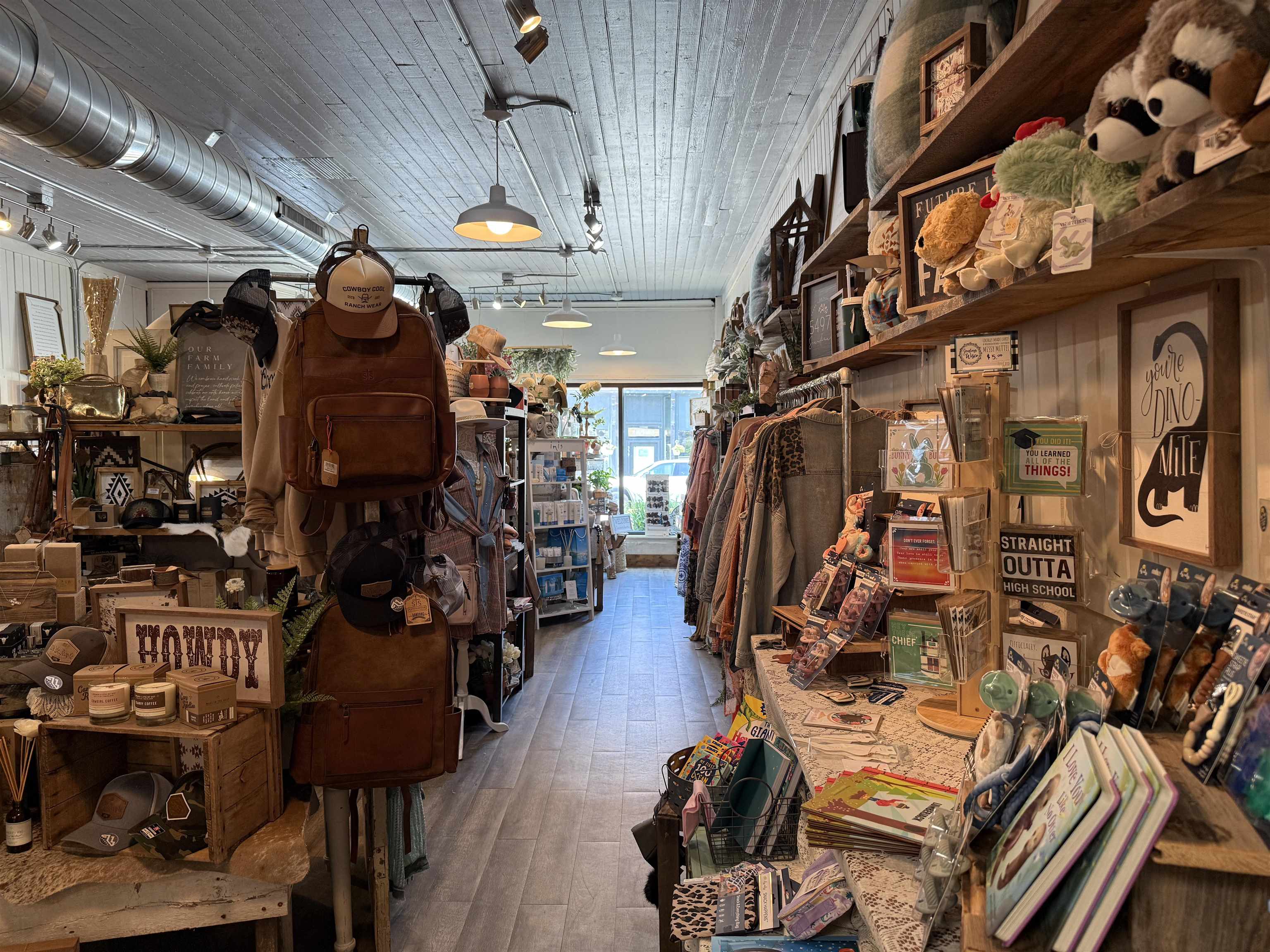 320 N MAIN STREET, Scandinavia, Wisconsin 54977, ,Commercial/industrial,For Sale,320 N MAIN STREET,22503078